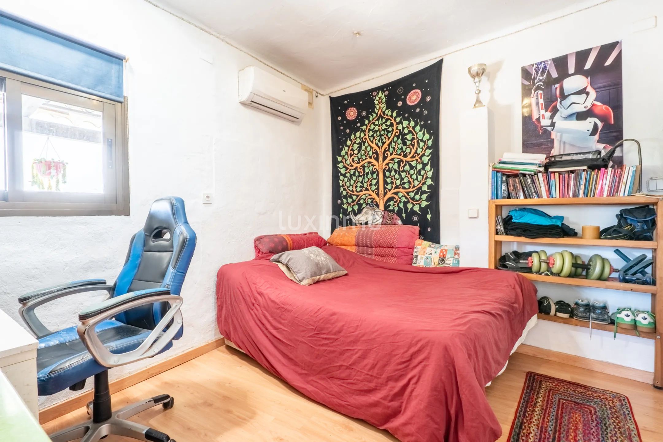 3-bedroom flat with sea views — photo 26