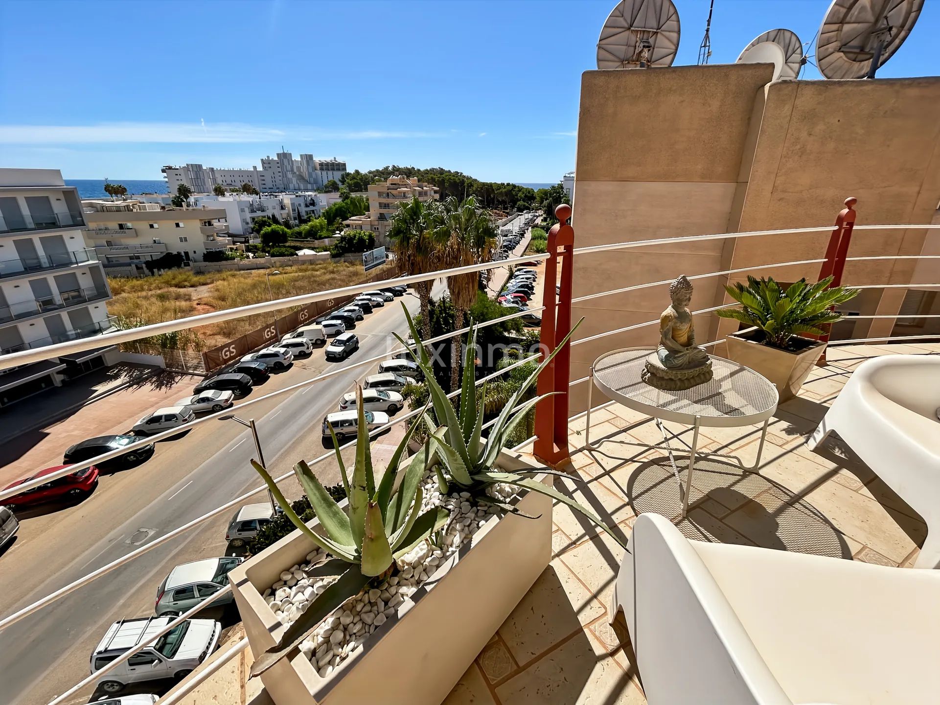 Penthouse with sea views in Siesta — photo 51