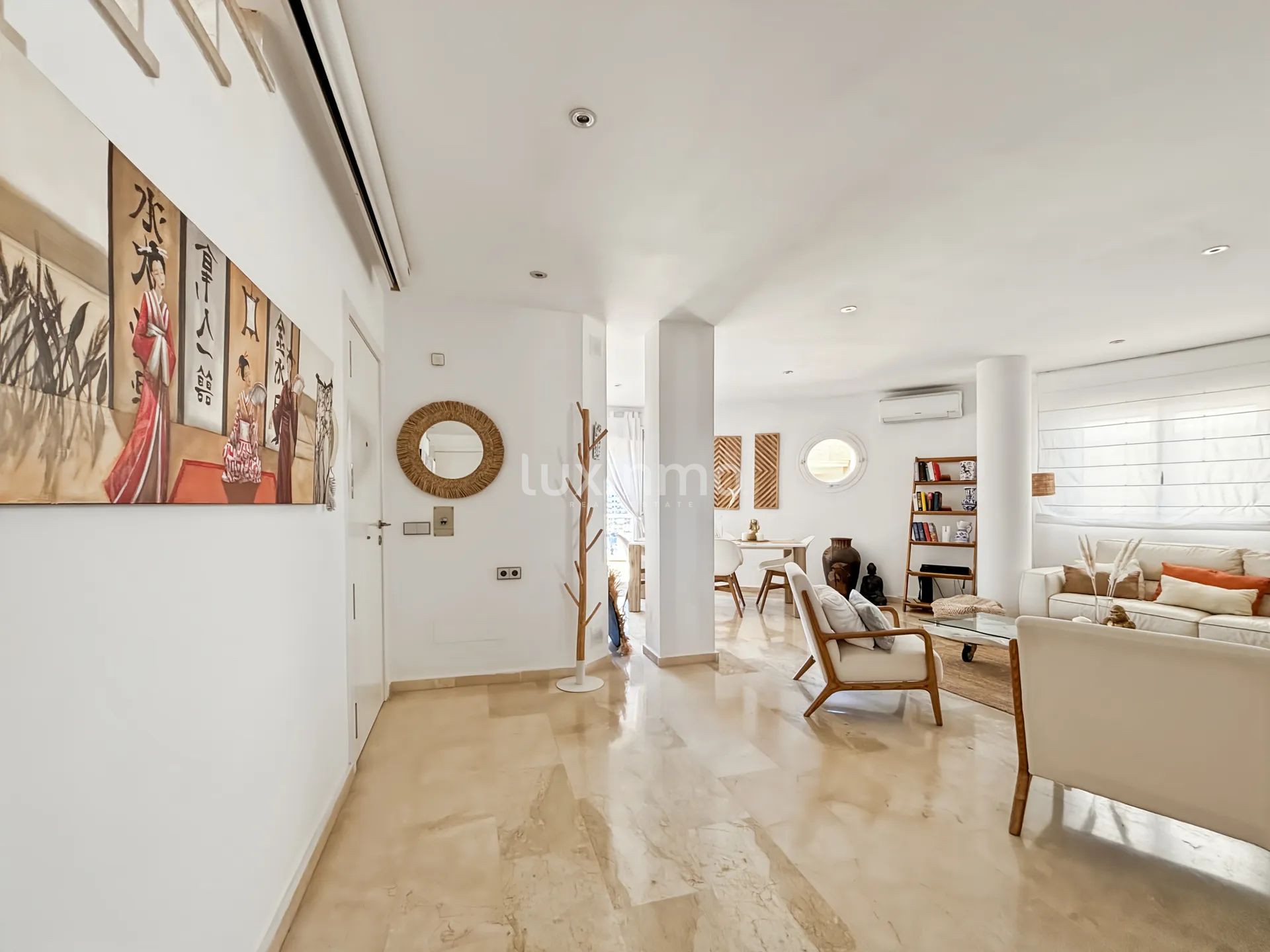 Penthouse with sea views in Siesta — photo 25