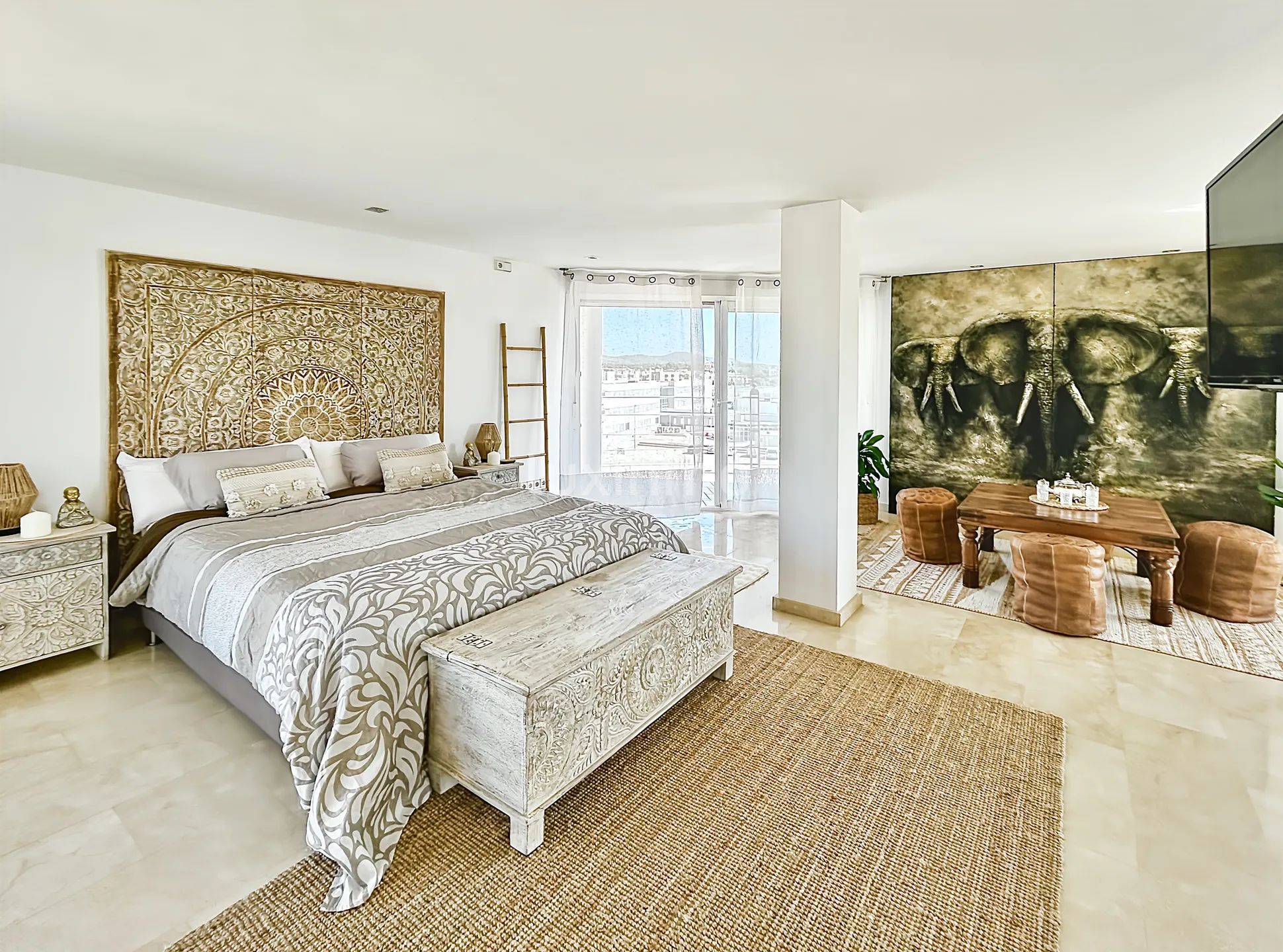 Penthouse with sea views in Siesta — photo 26