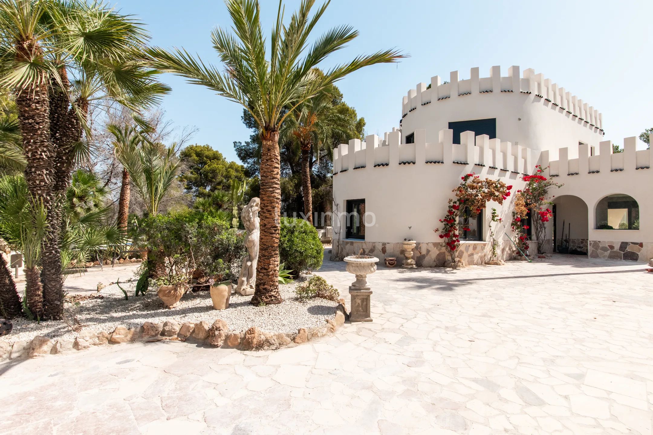 An exclusive castle surrounded by nature — photo 19