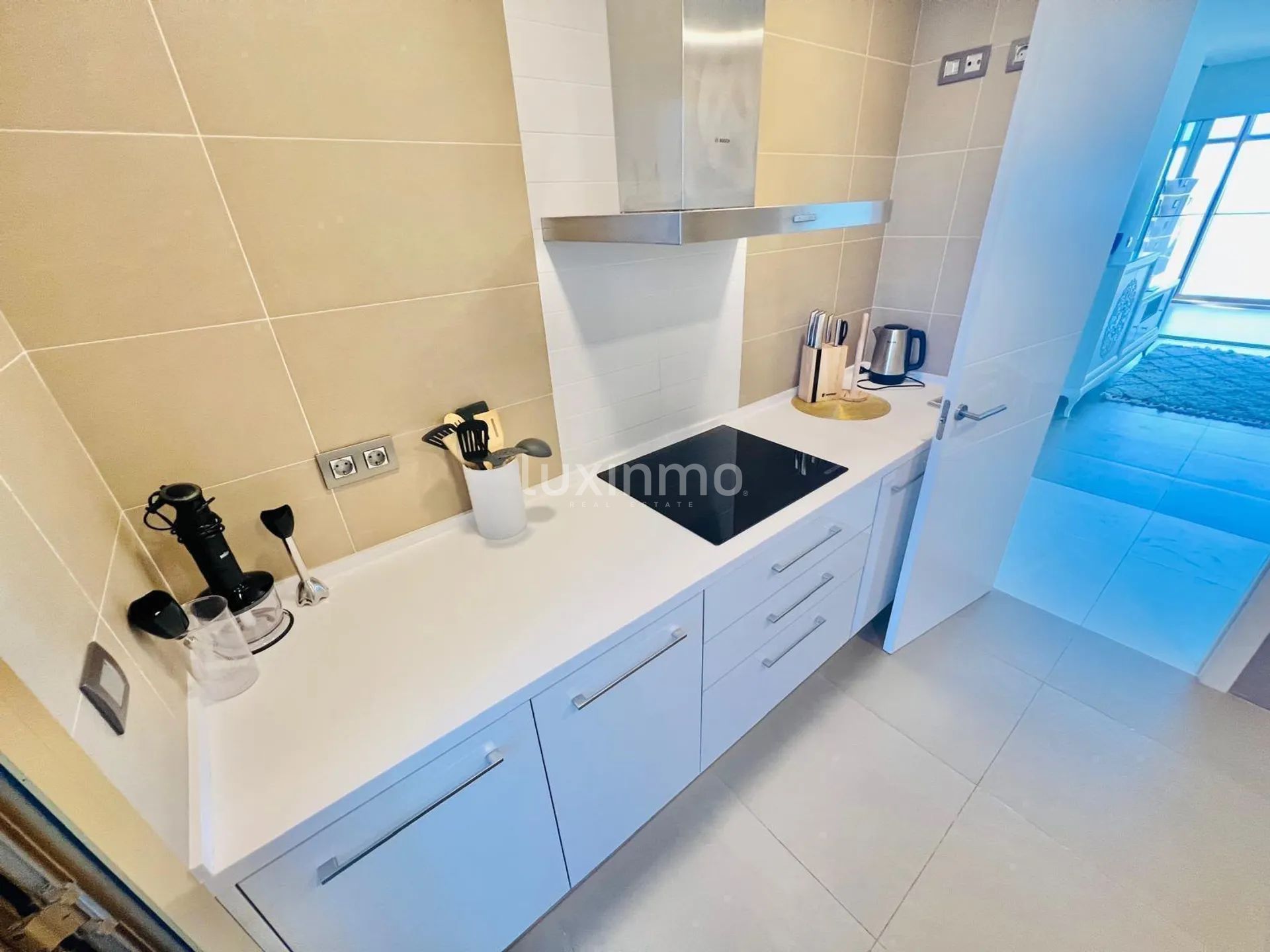 Modern 2 bed apartment with sea views in Poniente — photo 10