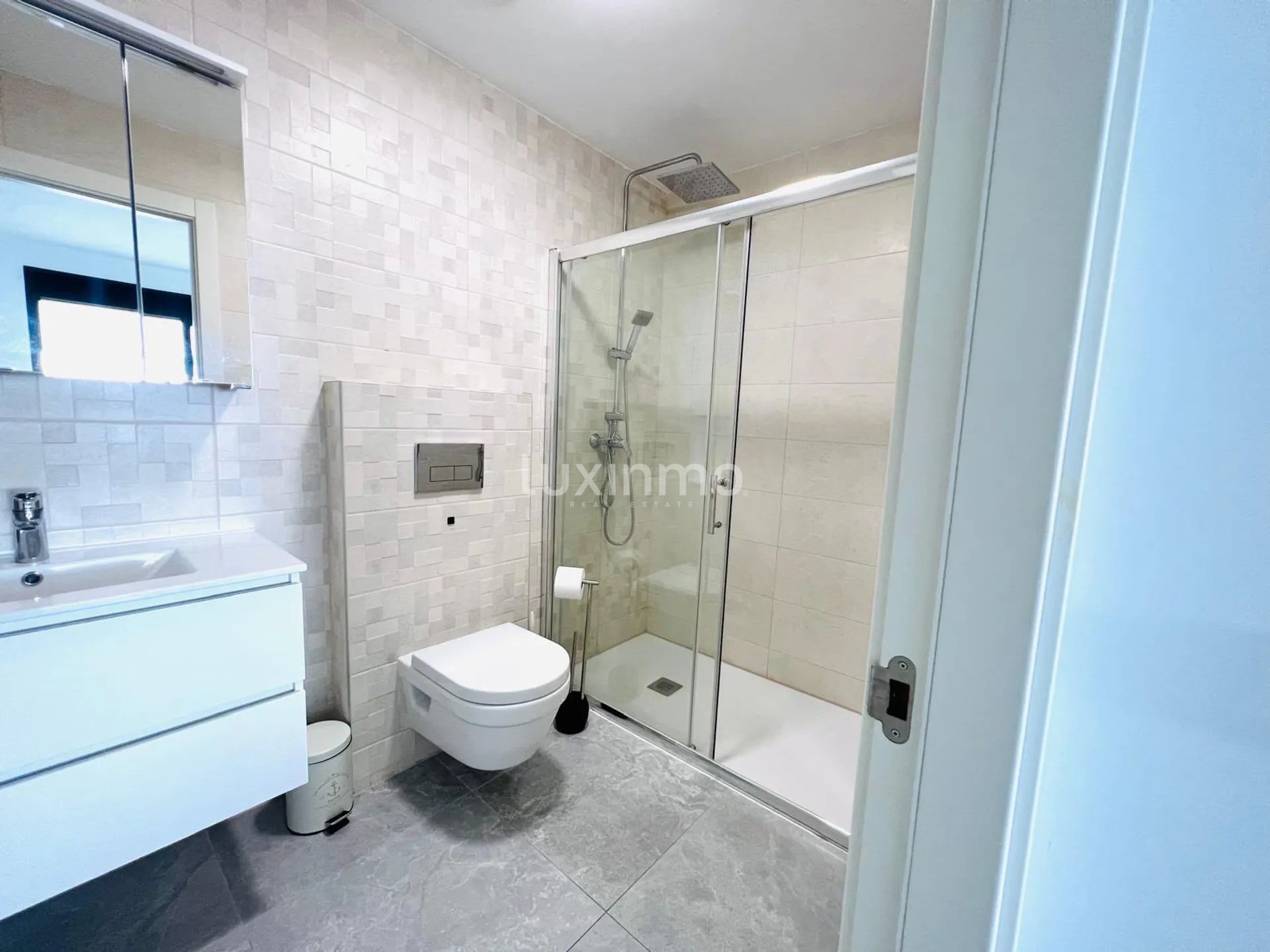 Modern 2 bedroom flat with sea views in Finestrat — photo 11