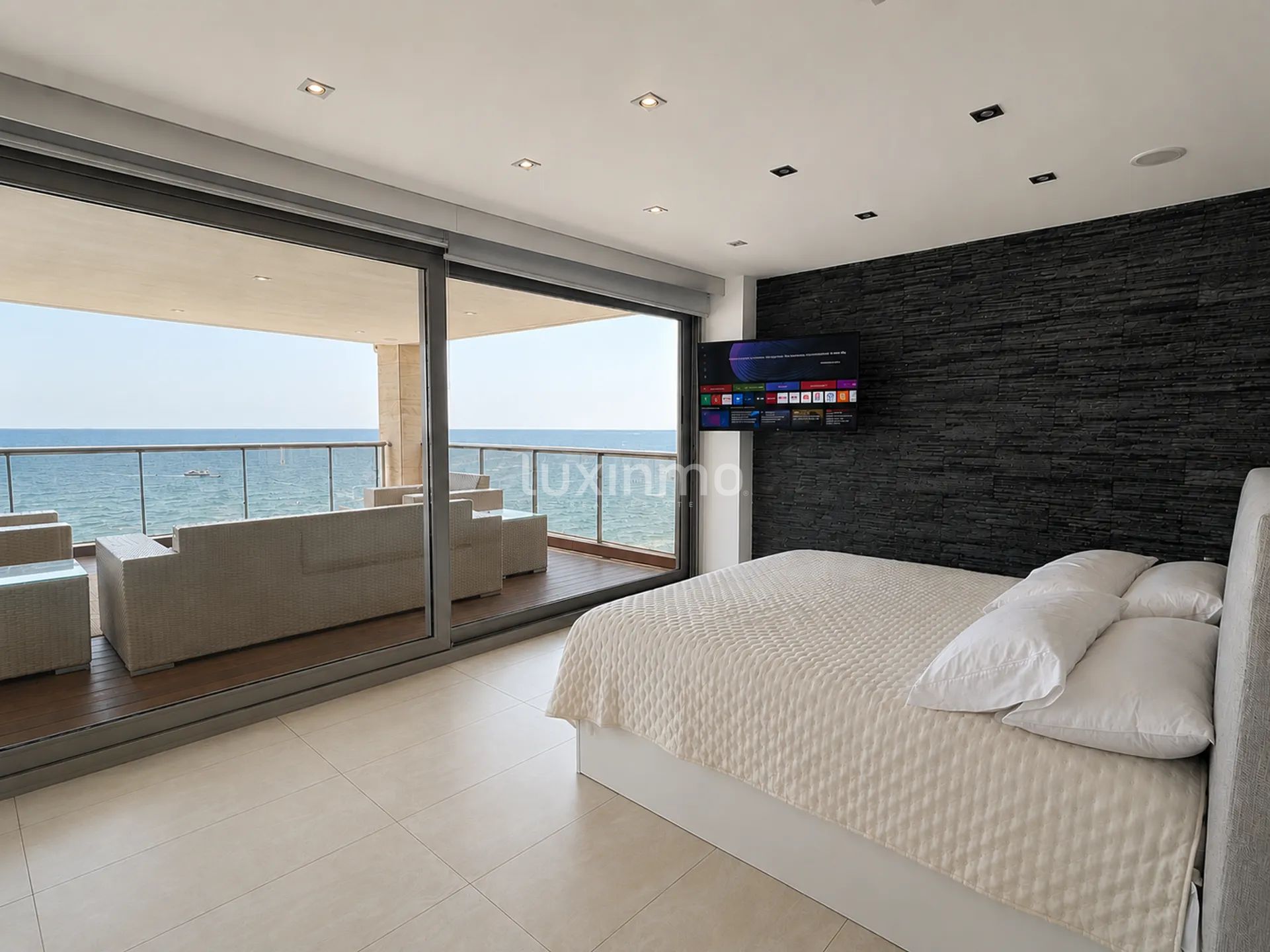 Spectacular 3-bedroom property in Mascarat — photo 14