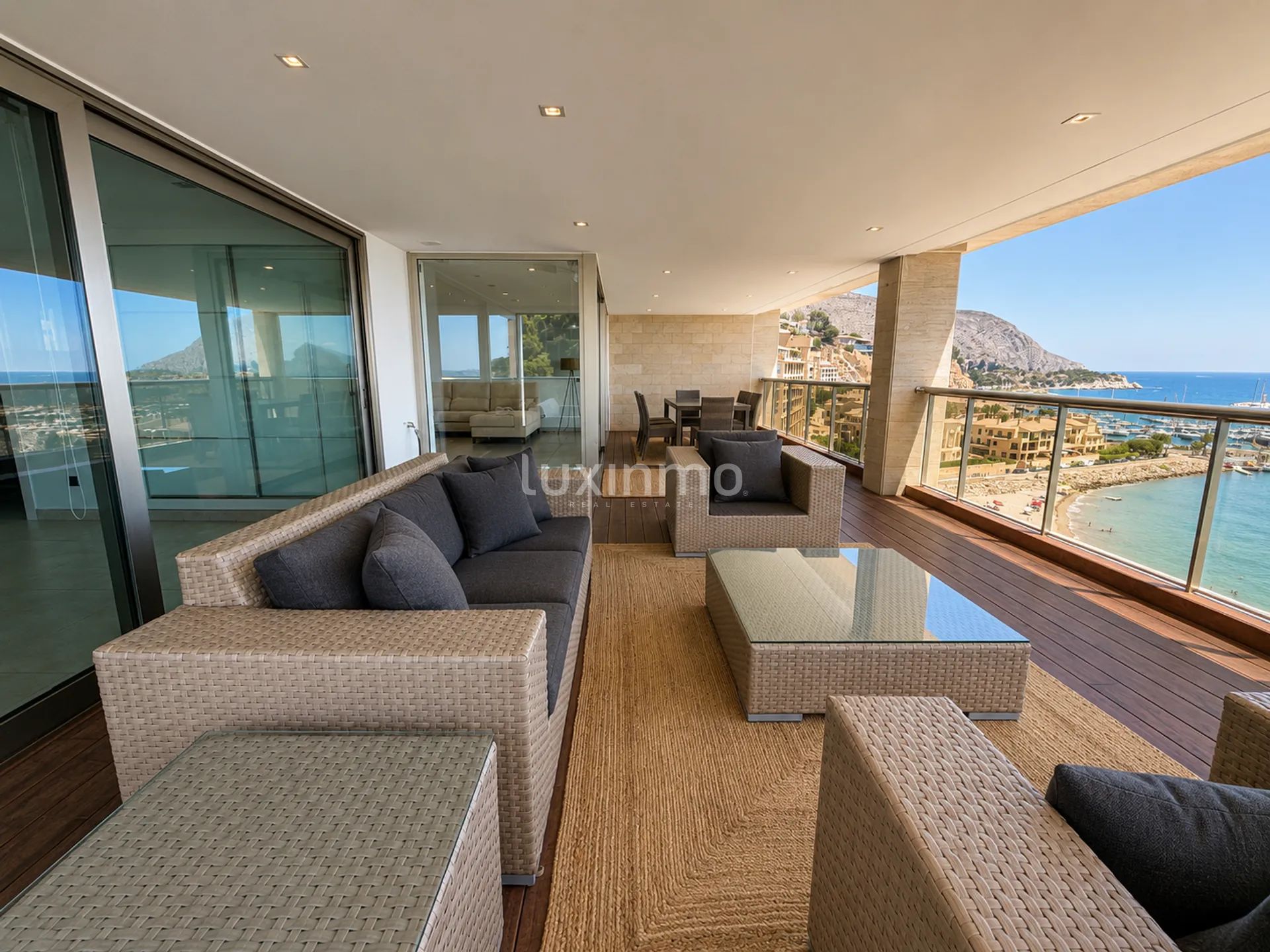 Spectacular 3-bedroom property in Mascarat — photo 2