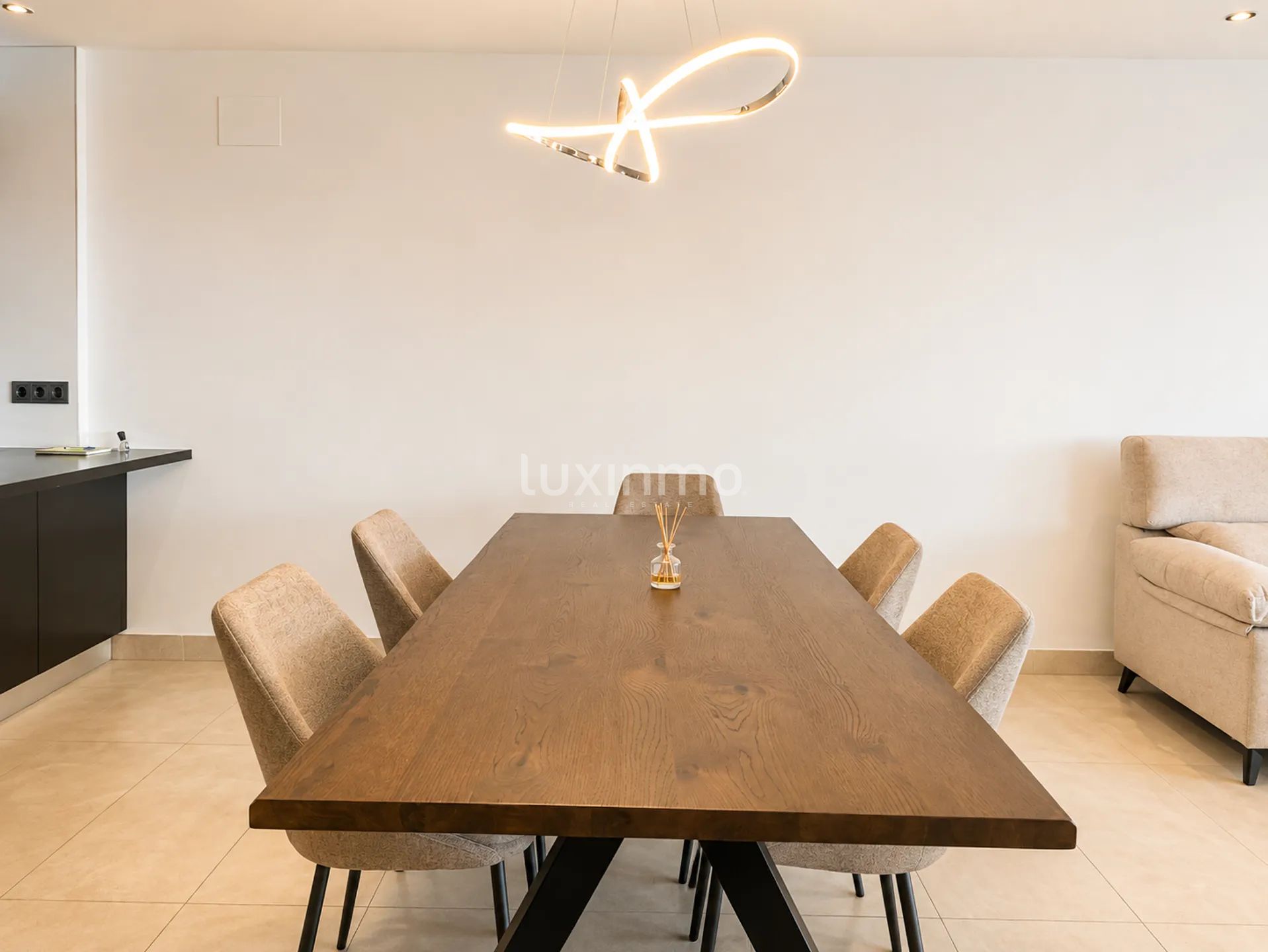 Spectacular 3-bedroom property in Mascarat — photo 9