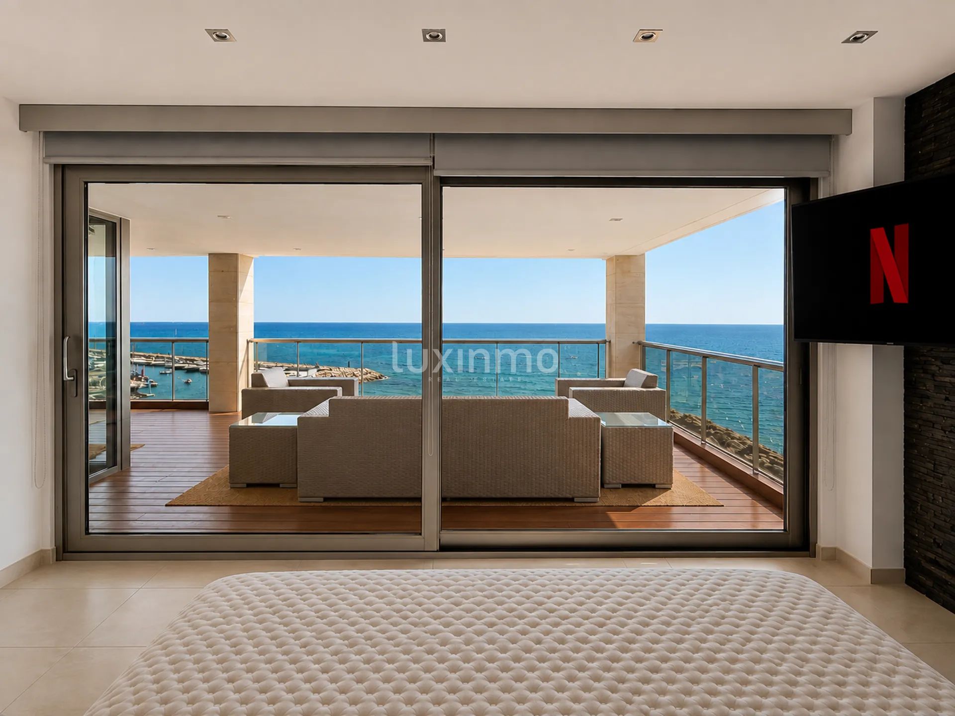 Spectacular 3-bedroom property in Mascarat — photo 13