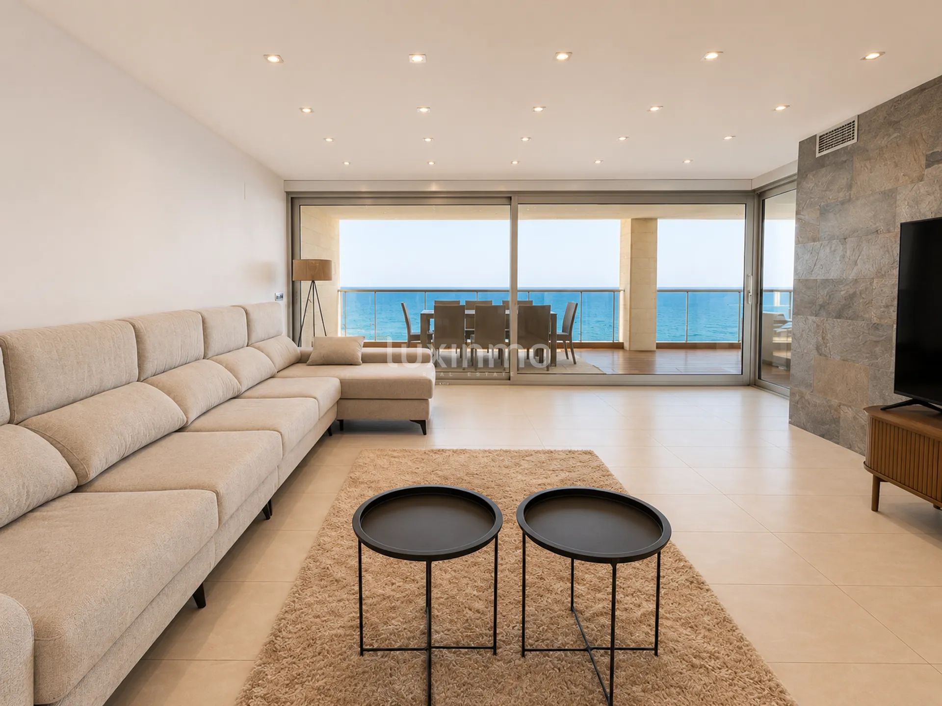 Spectacular 3-bedroom property in Mascarat — photo 3