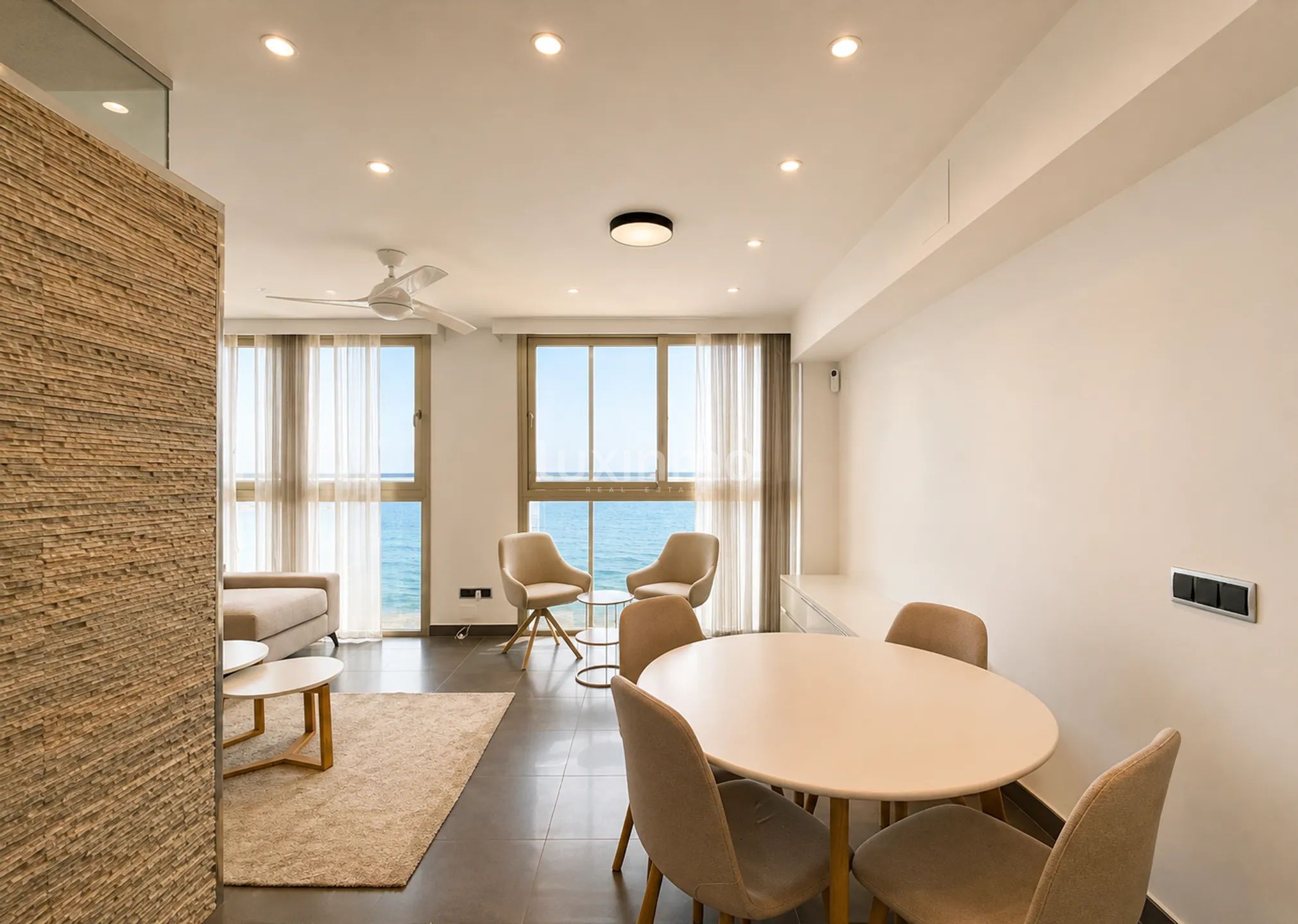 Spectacular 3-bedroom property in Mascarat — photo 27