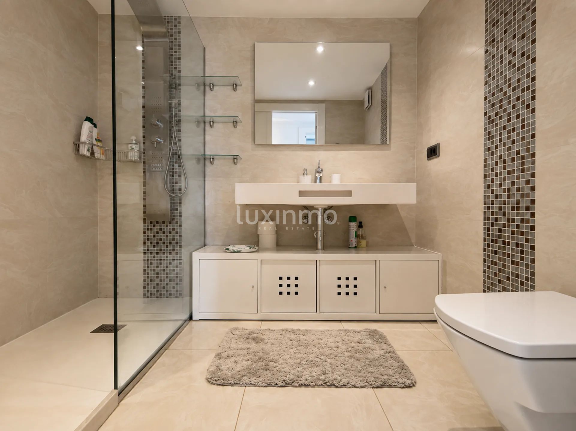 Spectacular 3-bedroom property in Mascarat — photo 21