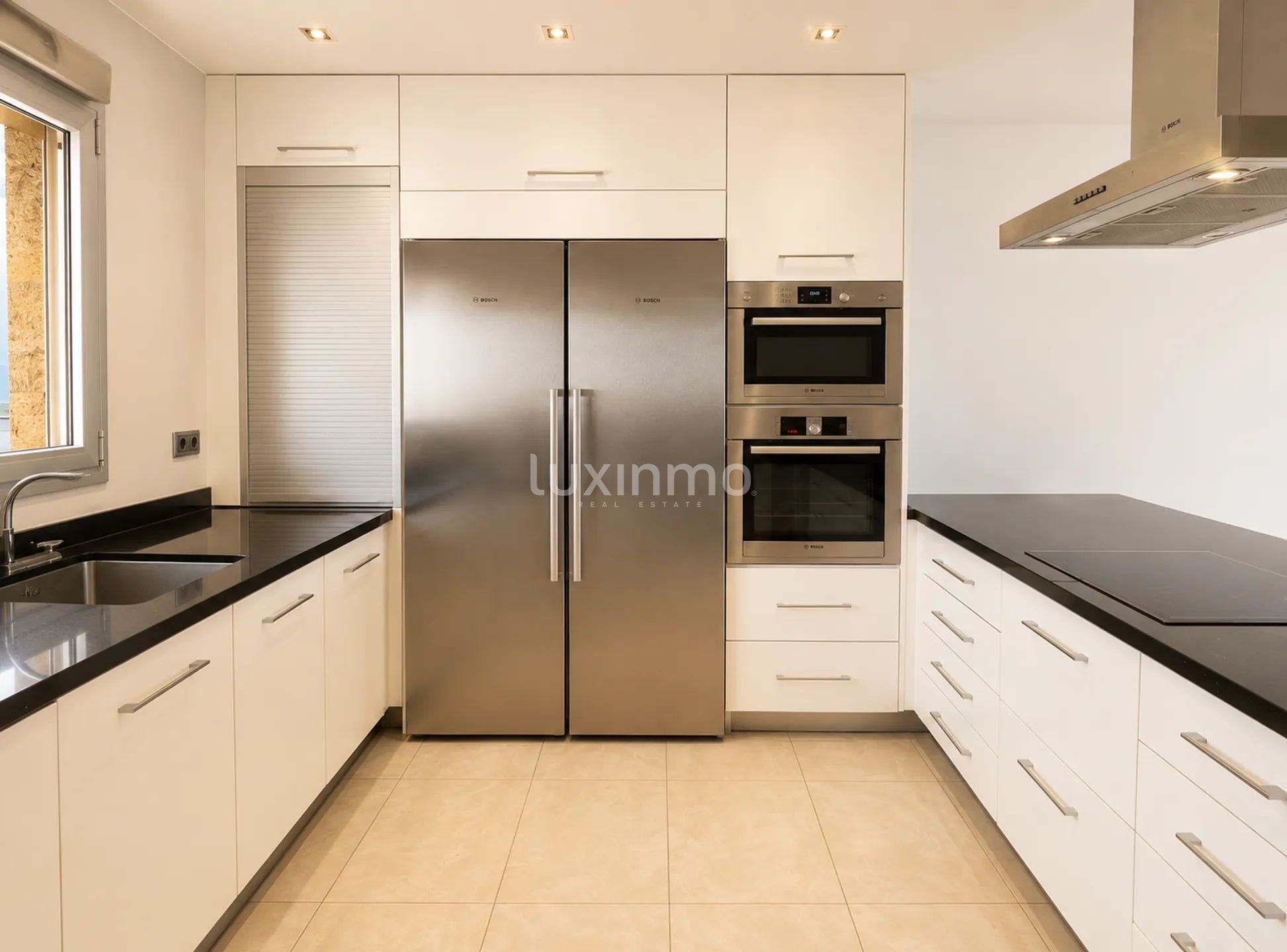 Spectacular 3-bedroom property in Mascarat — photo 6