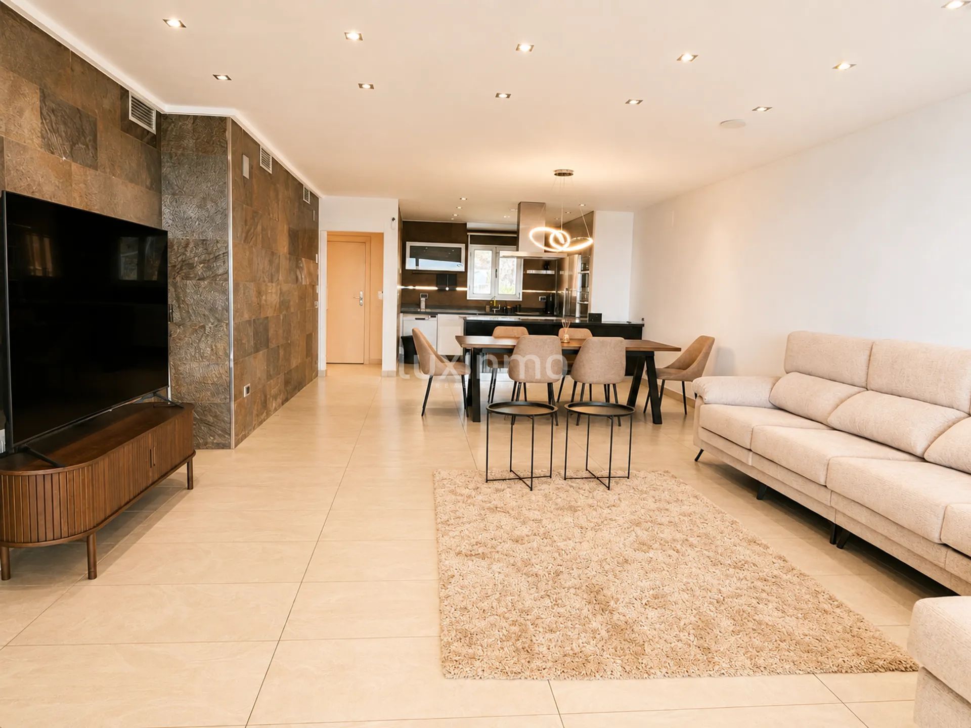 Spectacular 3-bedroom property in Mascarat — photo 5