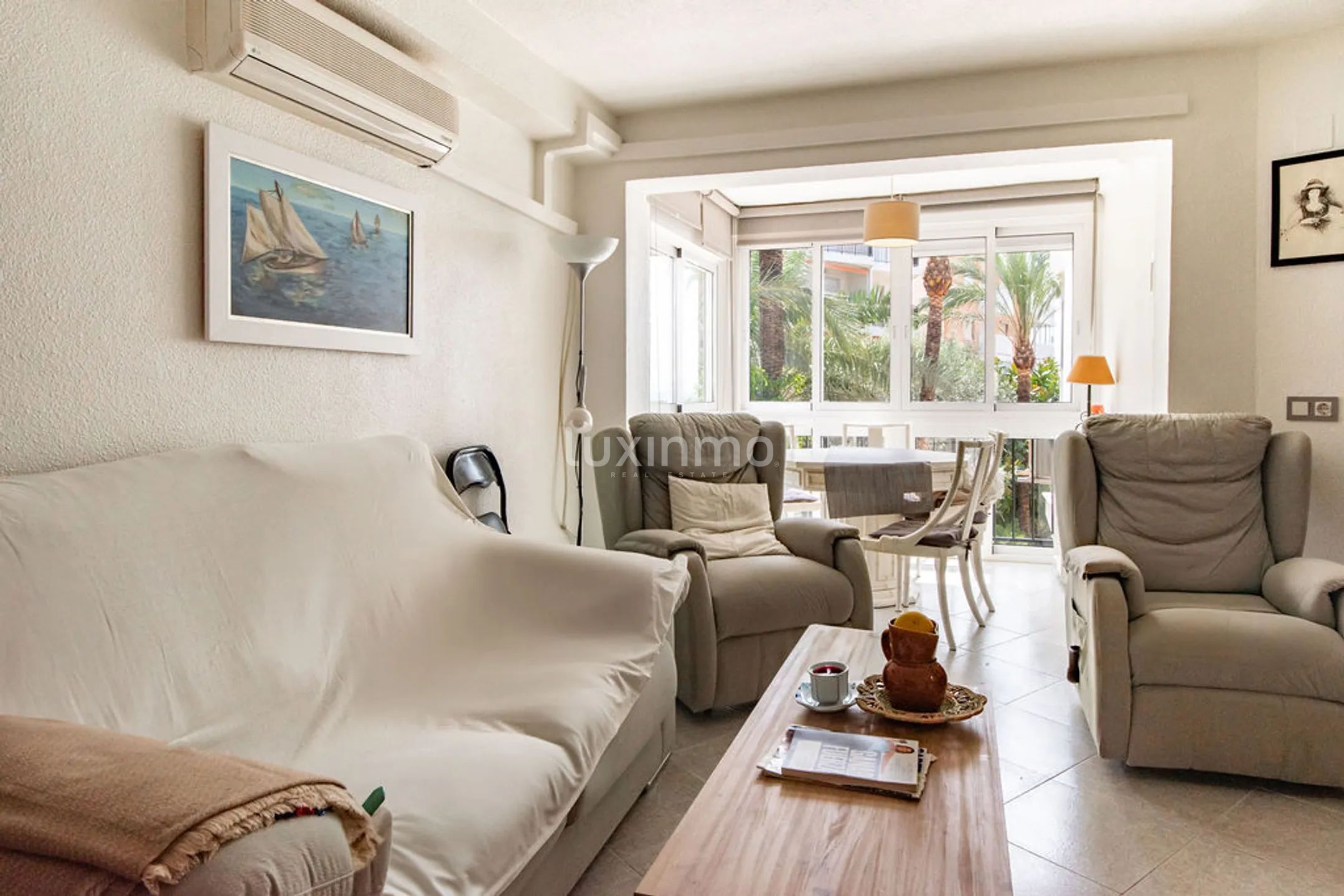 Second line beach apartment to rent in Poniente Beach — photo 8