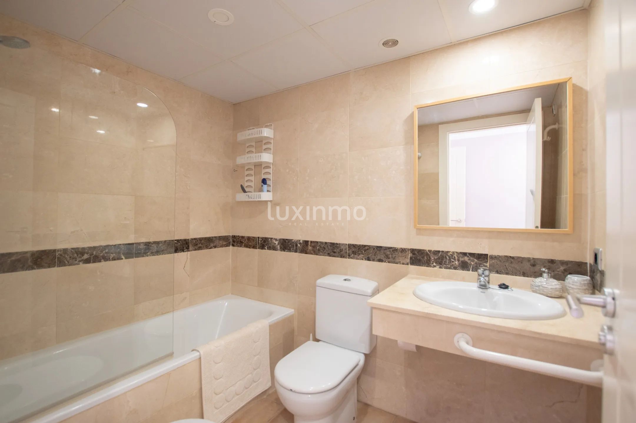 Flat to let with panoramic and sea views in Mascarat — photo 13