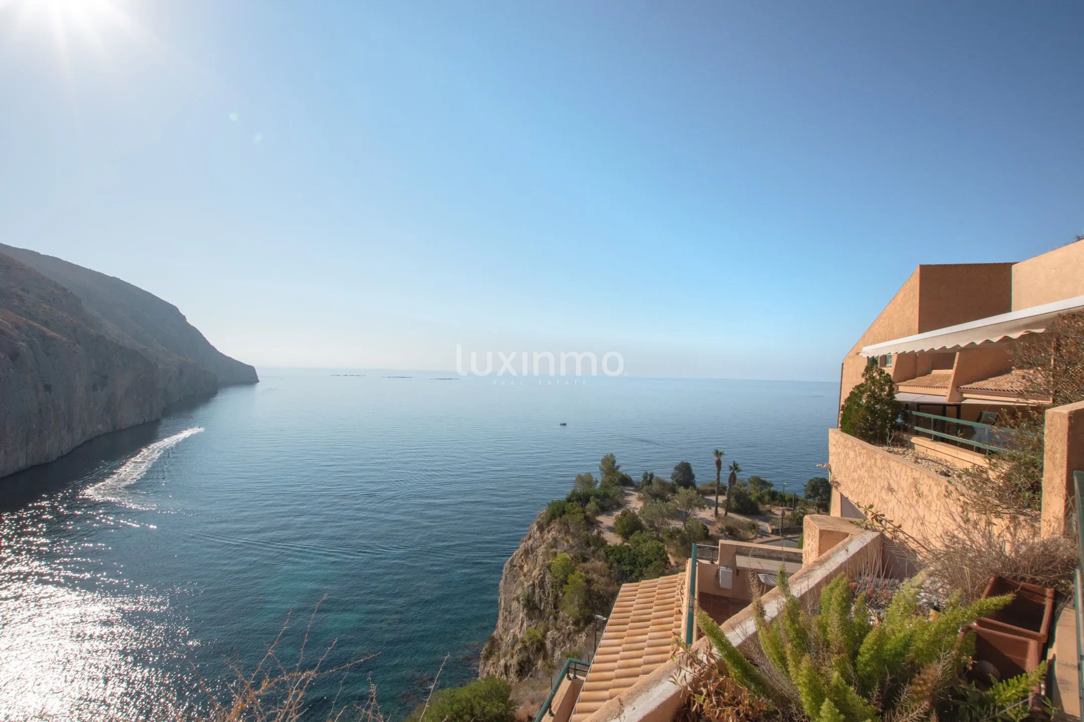 Flat to let with panoramic and sea views in Mascarat — photo 1