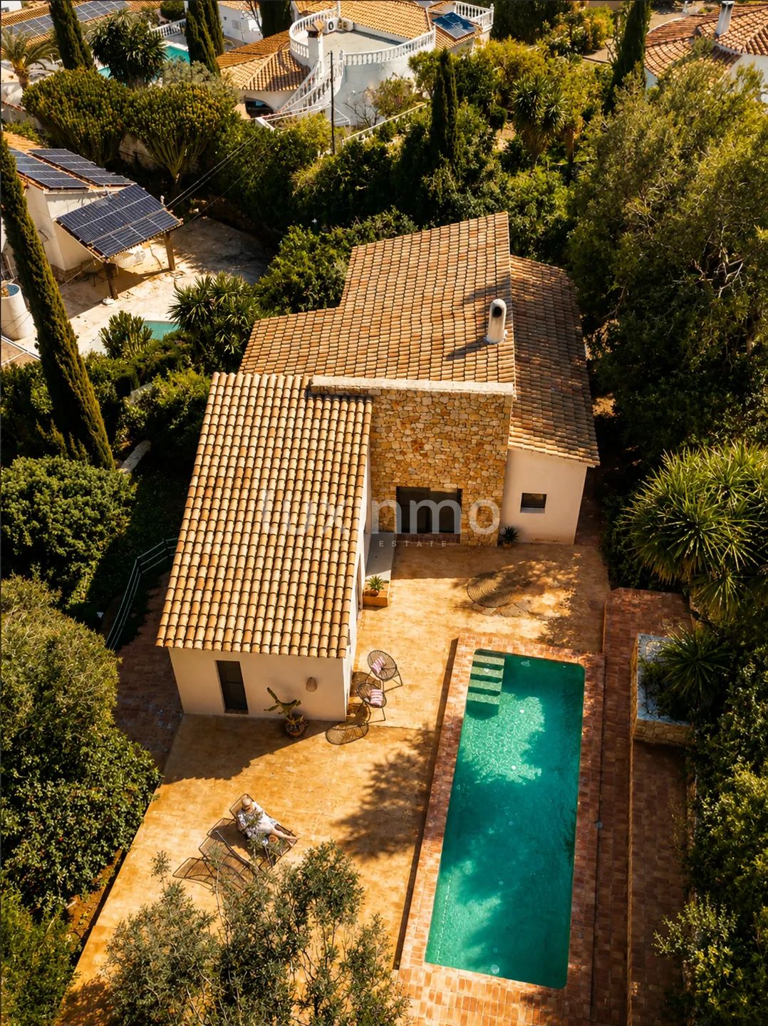 Single-storey villa with 3 bedrooms and a tourist licence in Dénia — photo 7