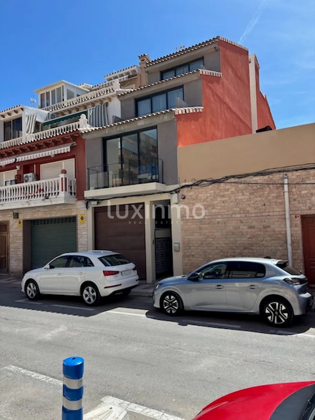 Renovated beach villa for sale in El Campello