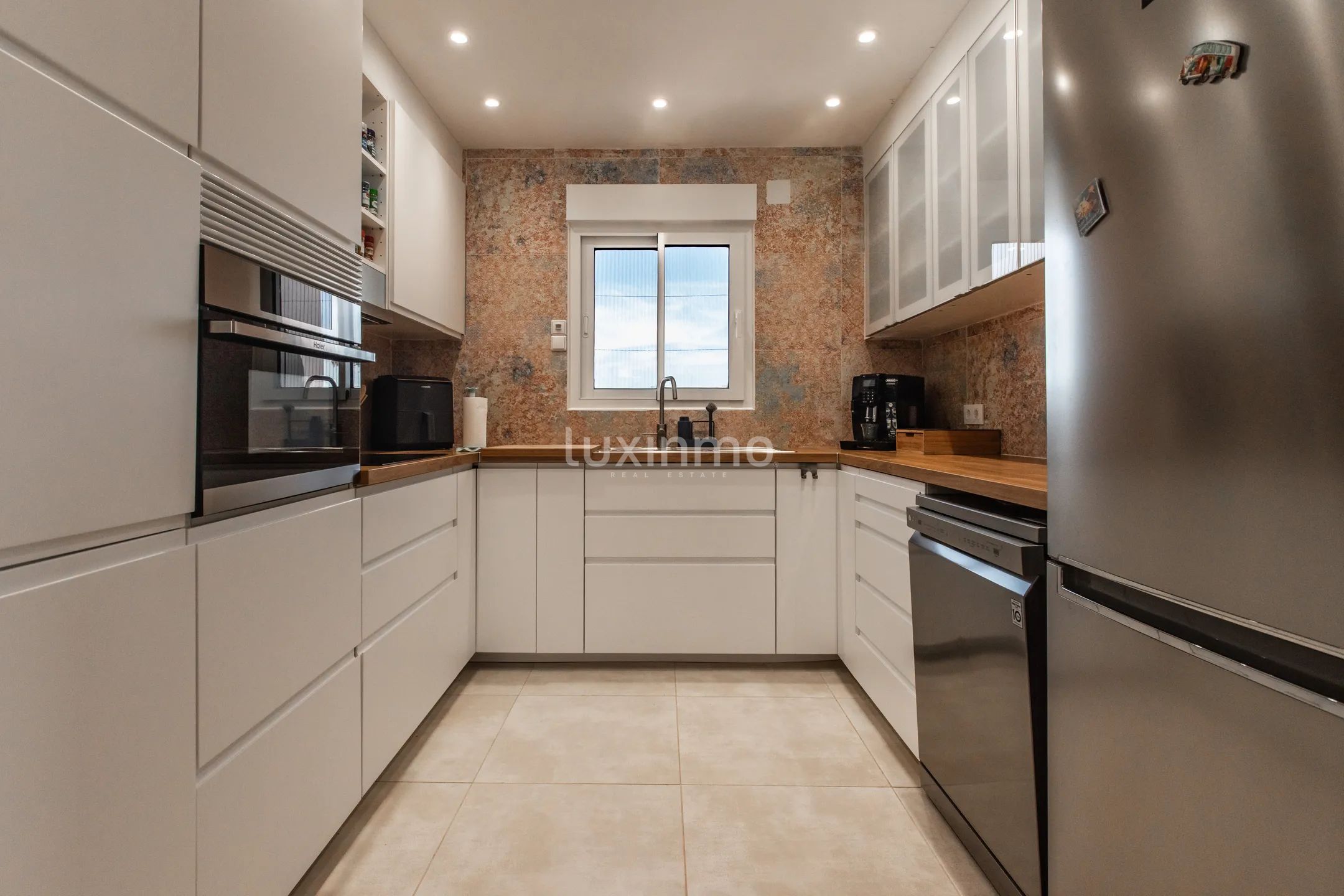 Detached modern villa with guest house and heated pool in Calpe — photo 7