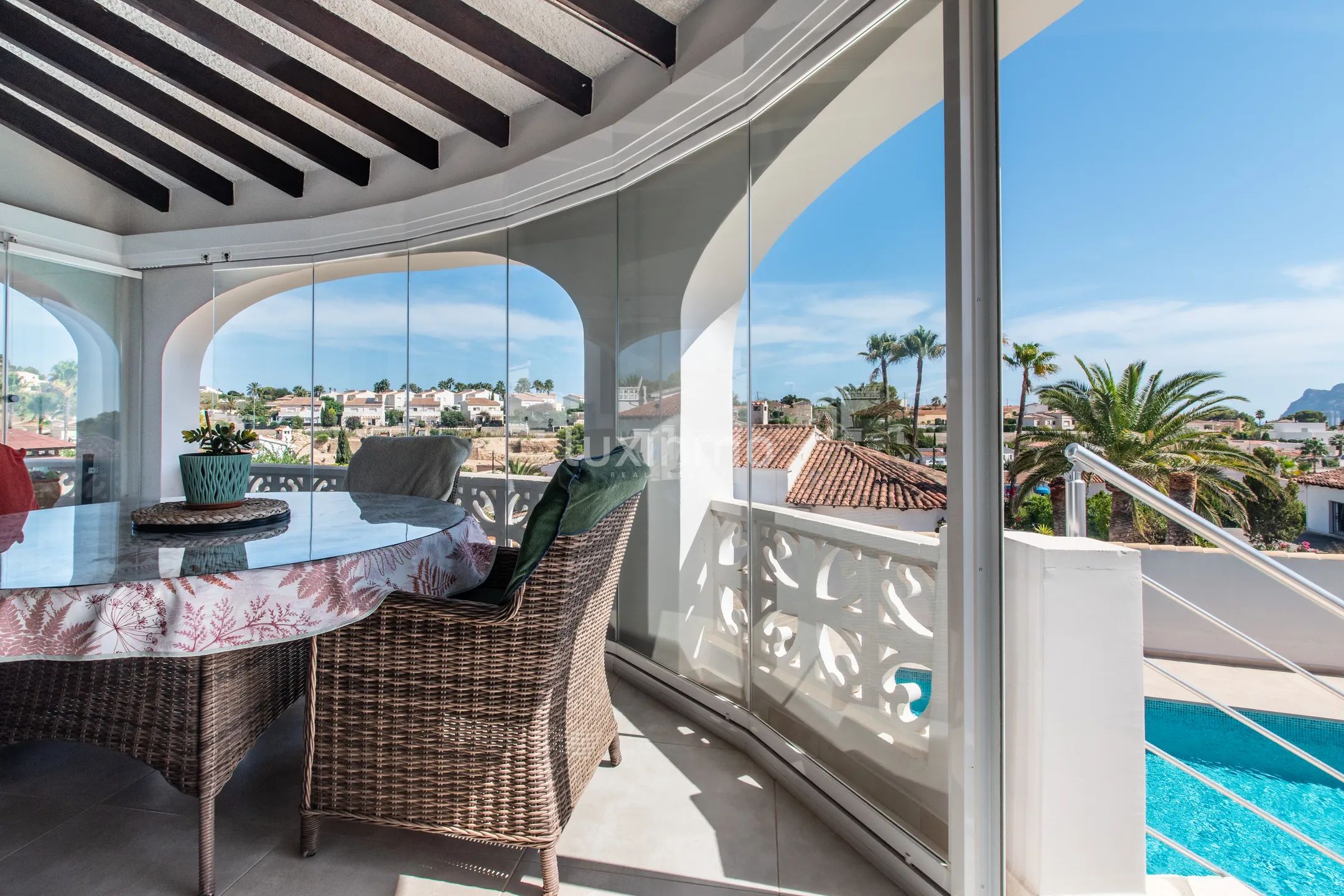 Detached modern villa with guest house and heated pool in Calpe — photo 4
