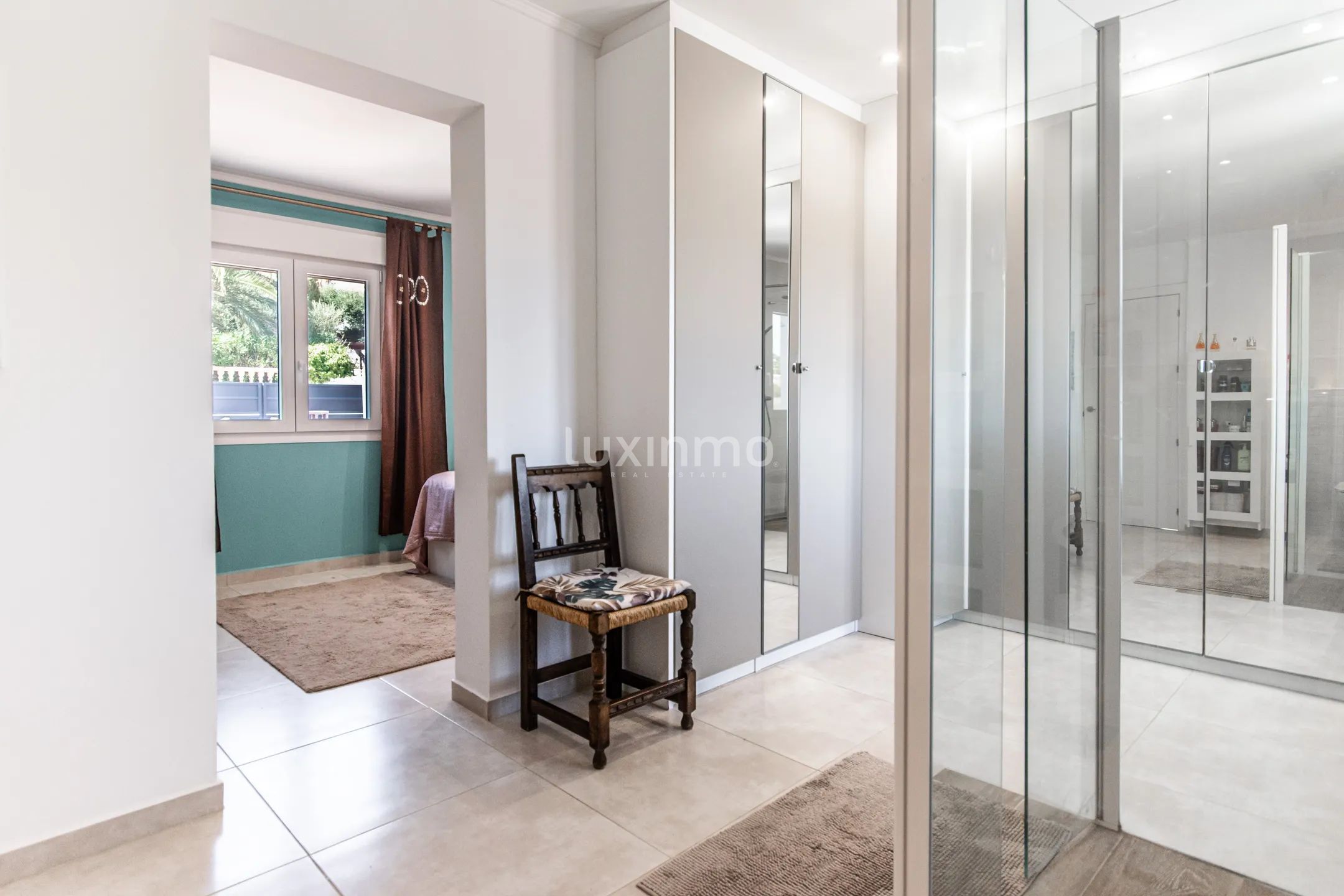 Detached modern villa with guest house and heated pool in Calpe — photo 9