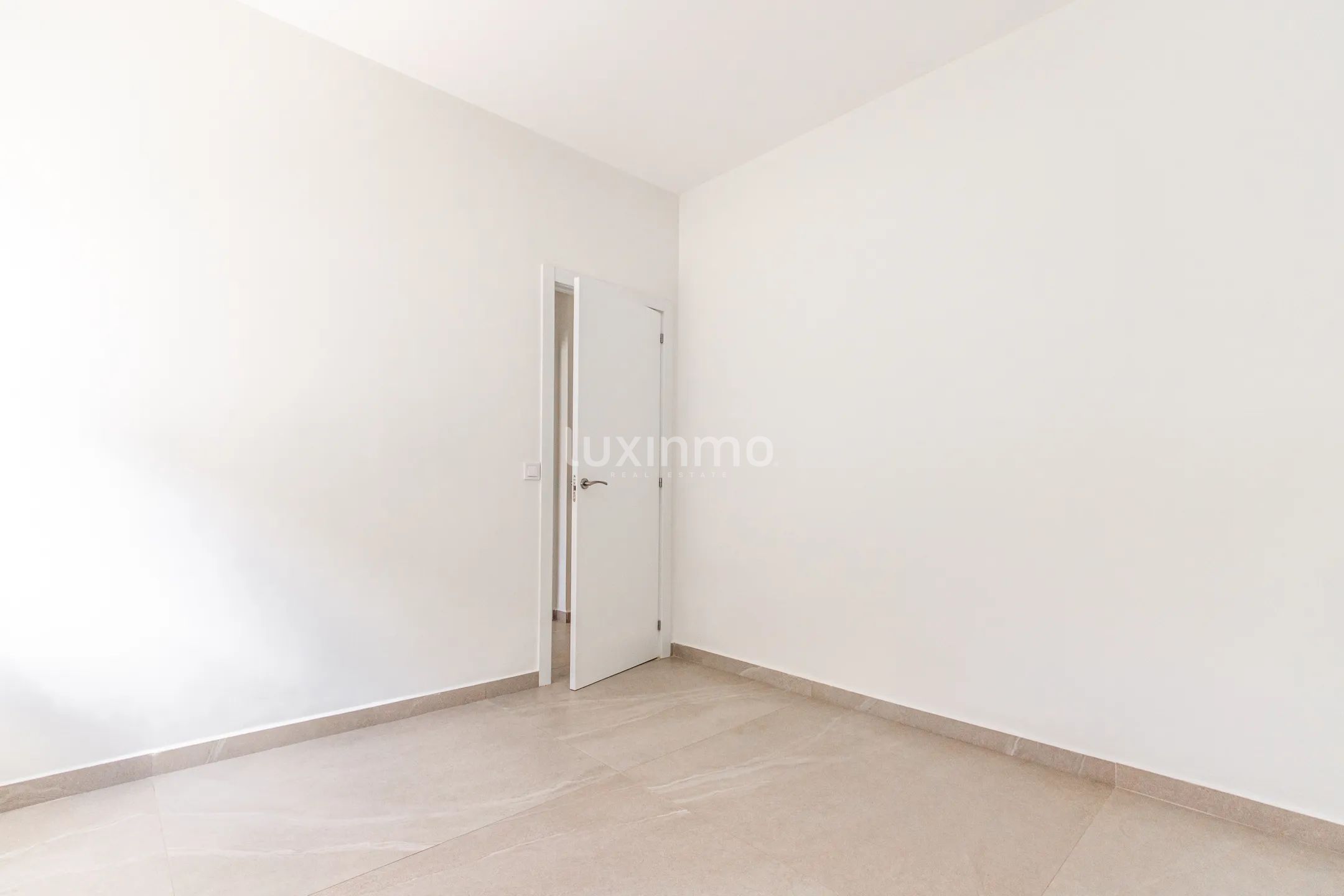 House for sale with private pool in Albir — photo 13