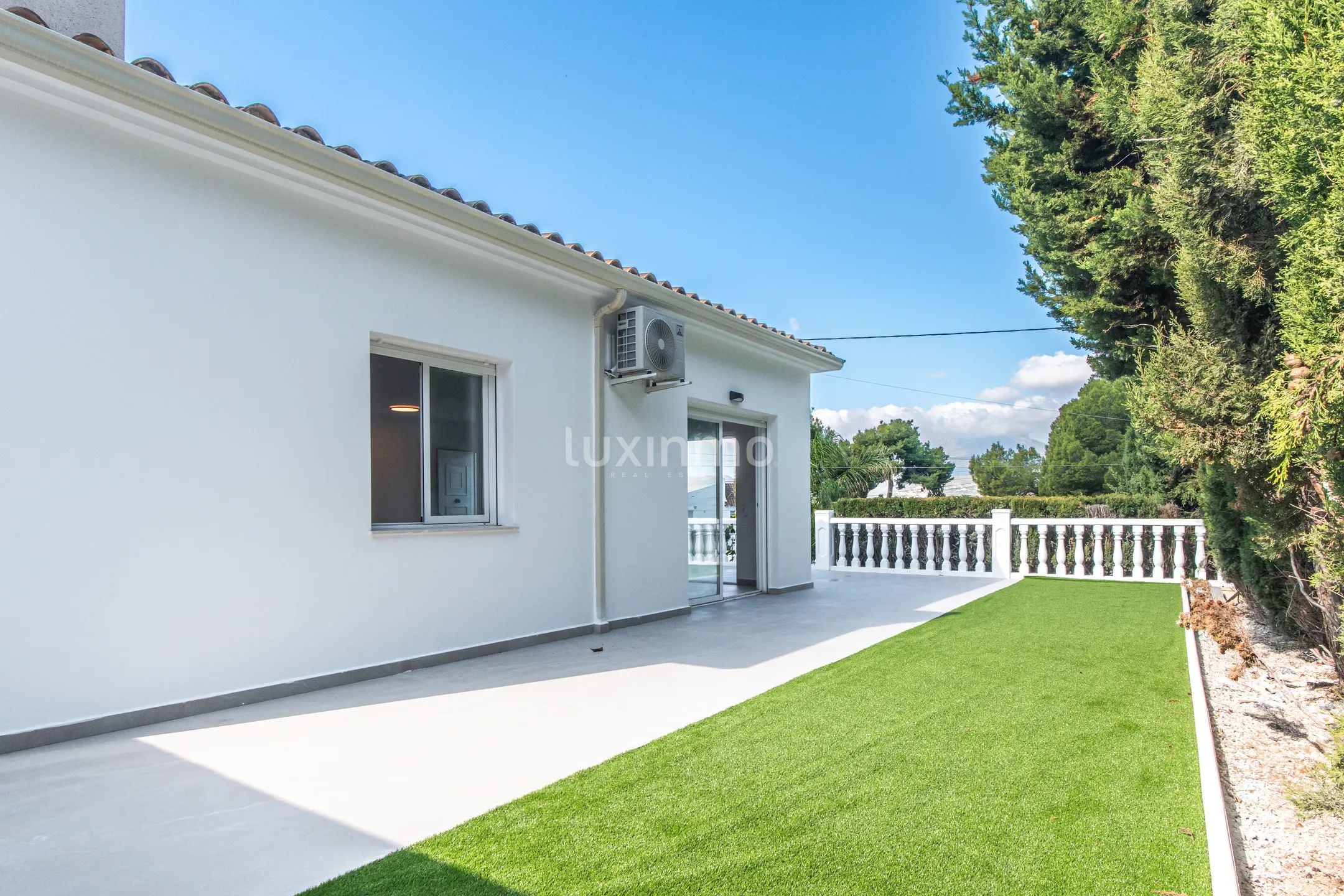 House for sale with private pool in Albir — photo 16