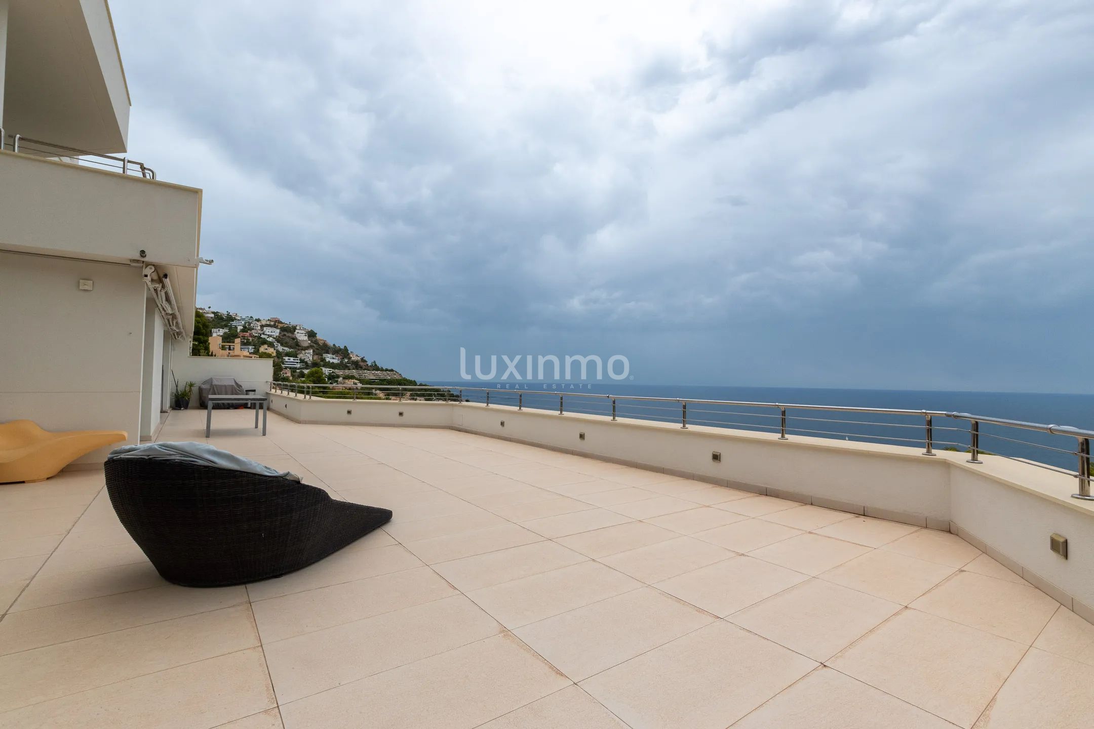 Flat for rent with sea view — photo 8