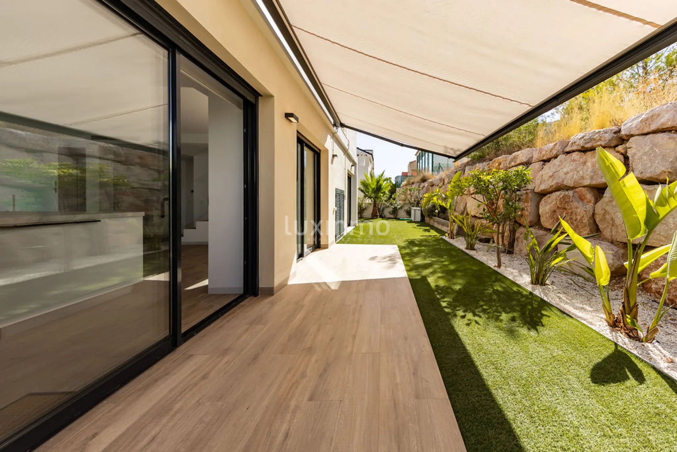Modern villa with sea views and heated pool for sale in Polop — photo 3