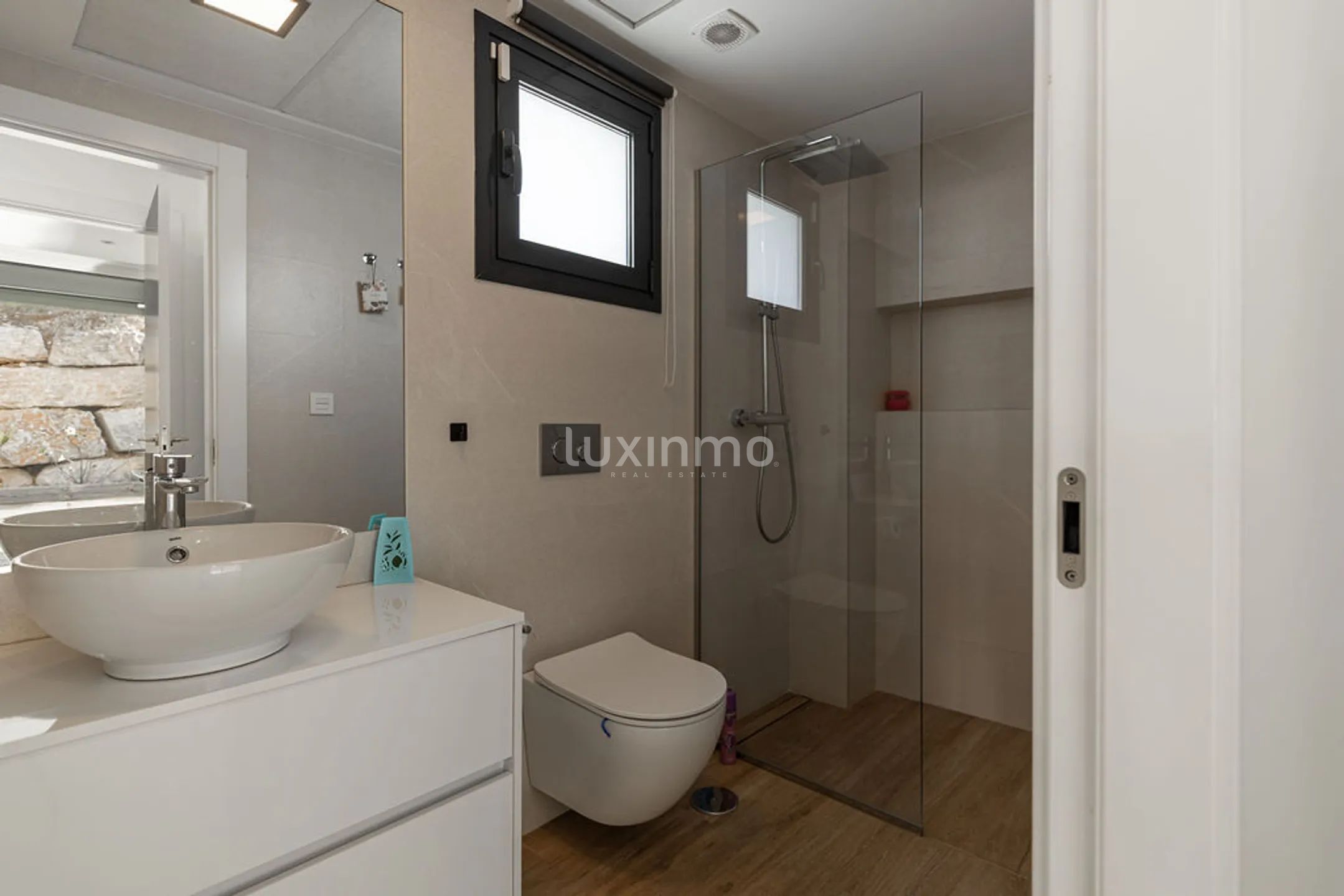 Modern villa with sea views and heated pool for sale in Polop — photo 12