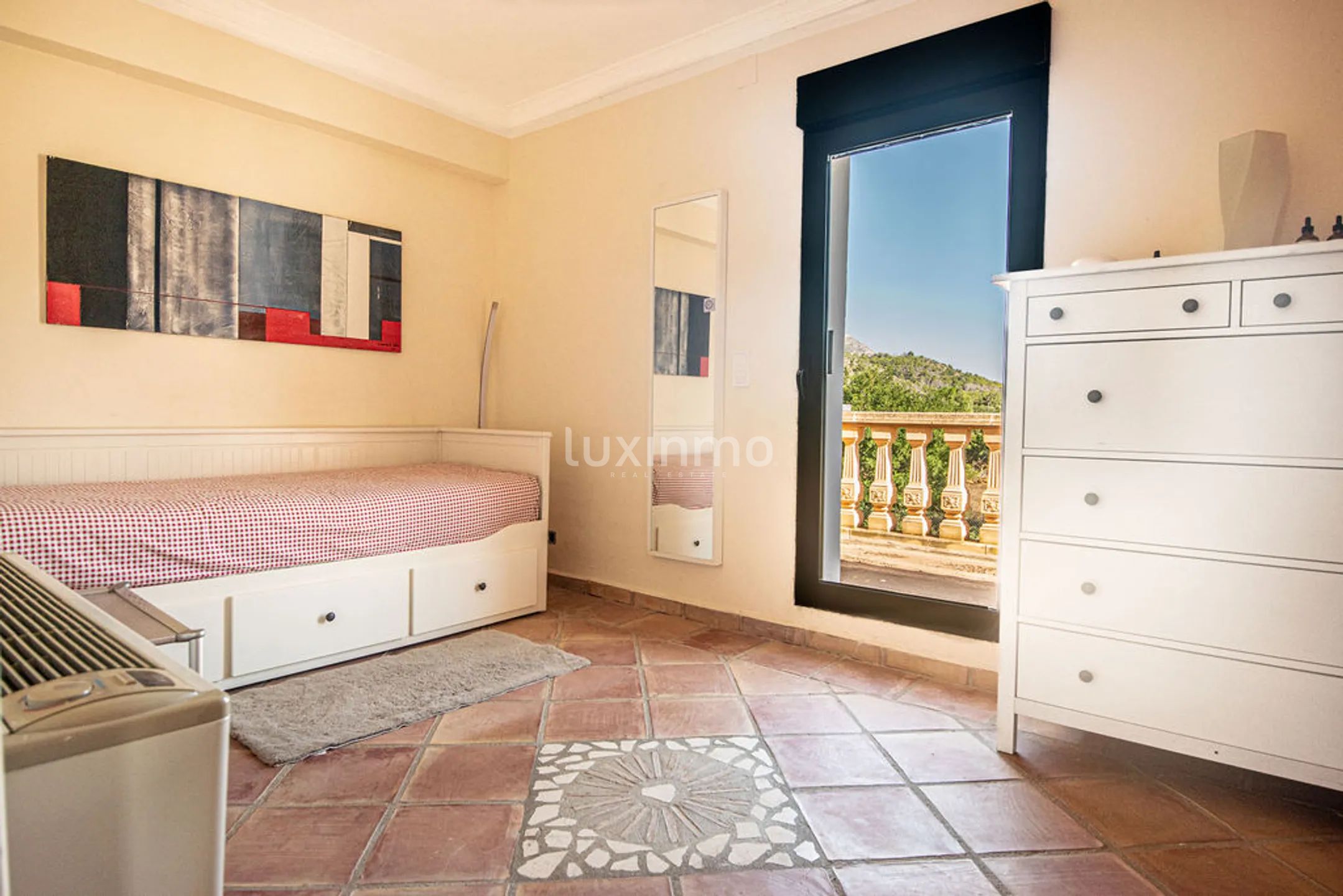 Elegante villa mediterránea situada en una excepcional parcela privada en Dénia — photo 14