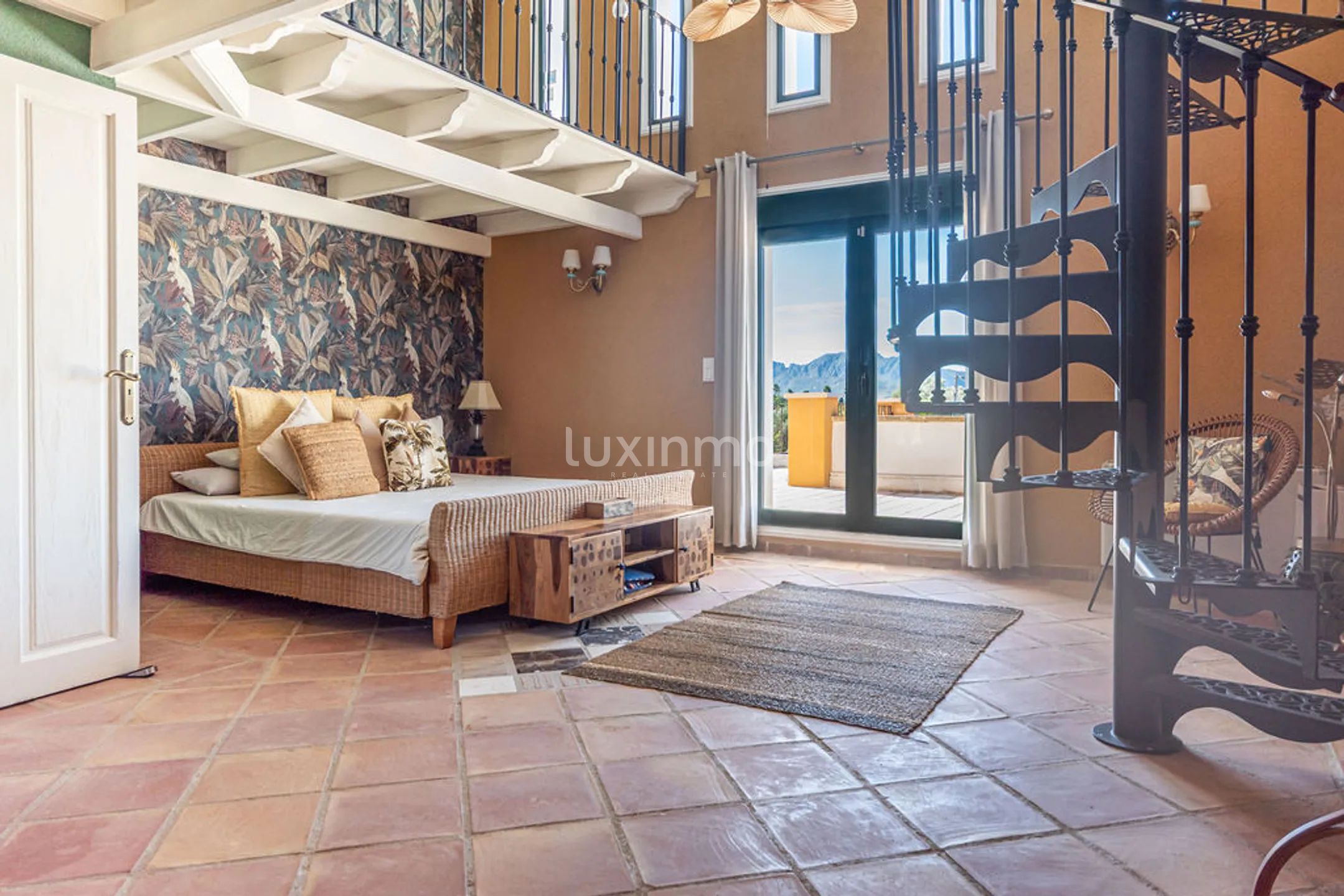Elegante villa mediterránea situada en una excepcional parcela privada en Dénia — photo 11