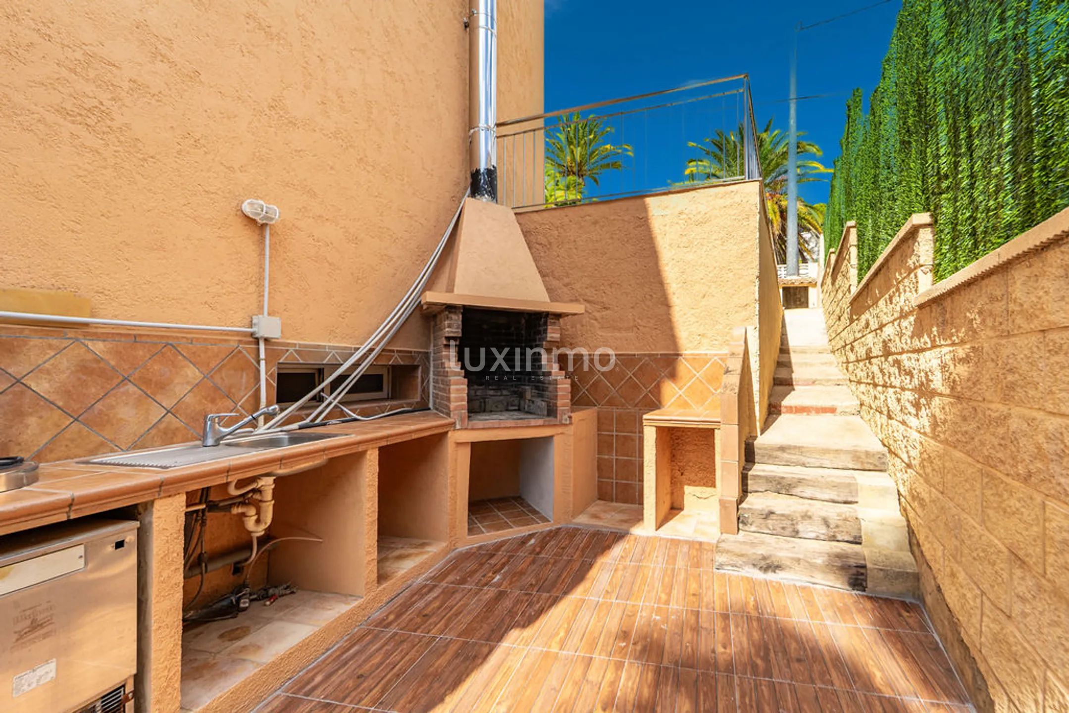 Fully Renovated Semi-Detached House with Private Pool and Sea Views in La Nucía — photo 13