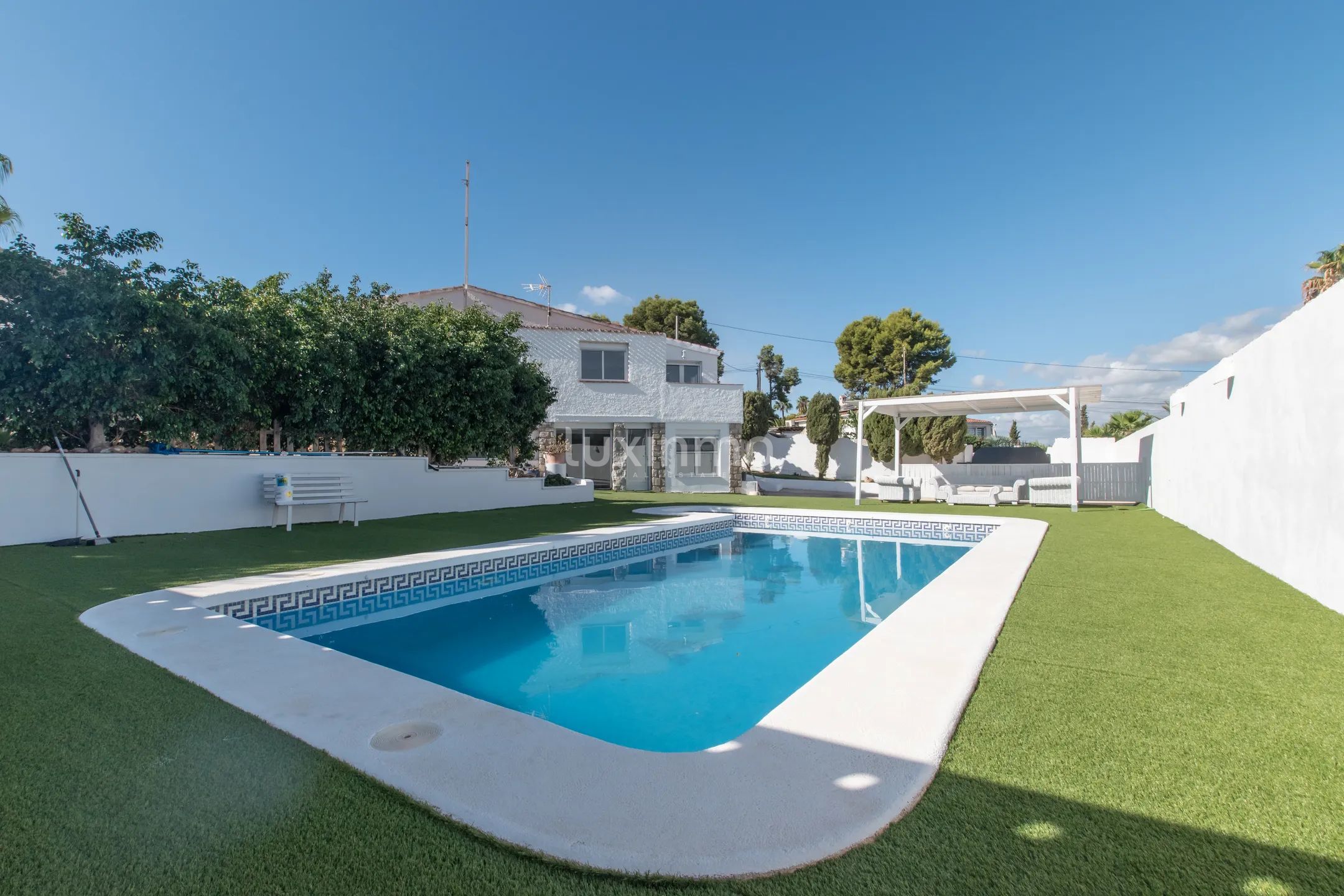 Pas gerenoveerde villa in Albir met privézwembad — photo 18