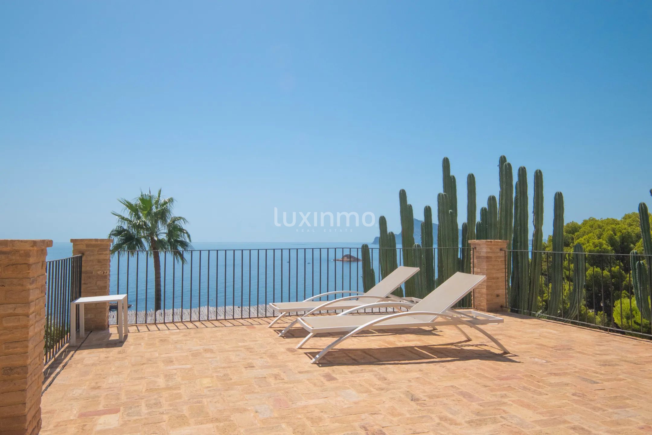 Sea-View Villa with Pool & Guest House in Galera Baja — photo 33