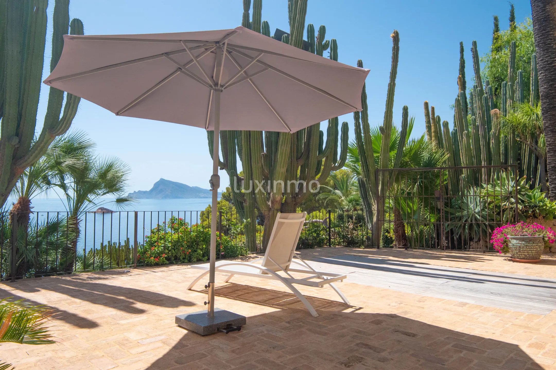 Sea-View Villa with Pool & Guest House in Galera Baja — photo 37