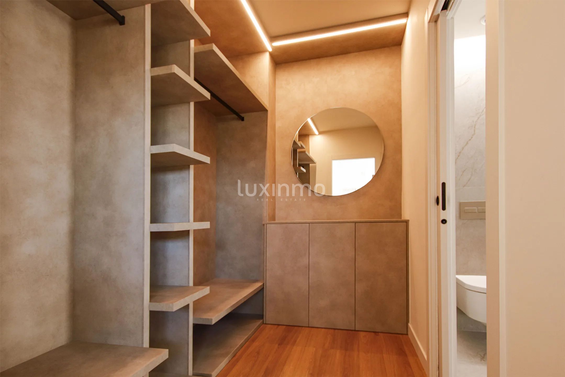 Modern lyxvilla med 4 sovrum med egna badrum och stor pool till salu — photo 15
