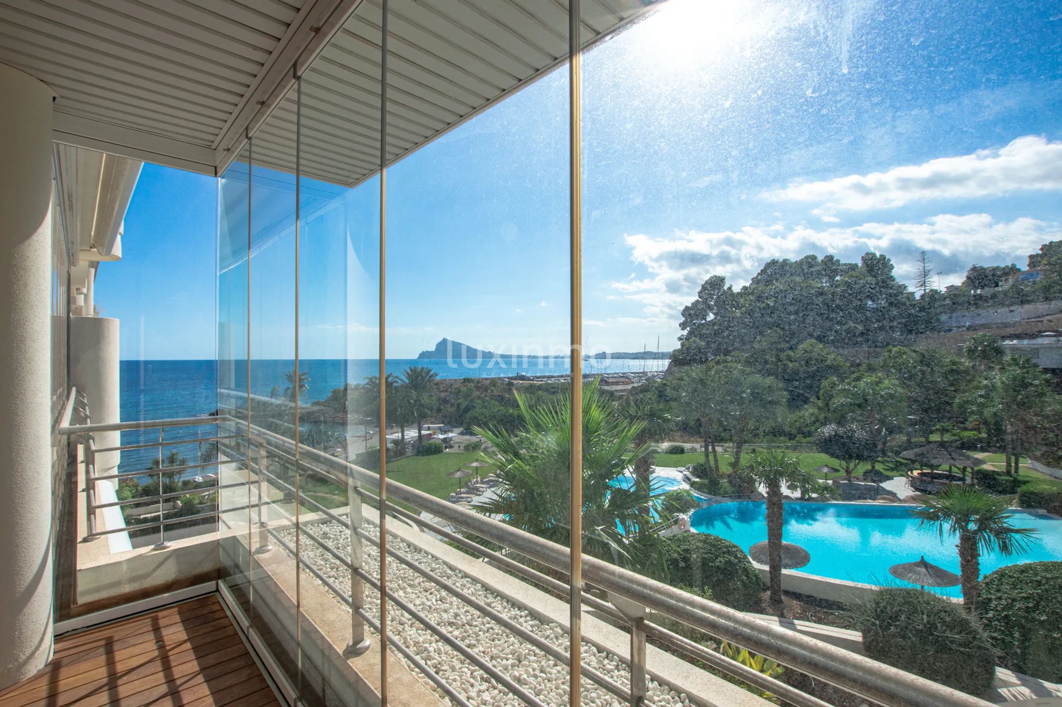 Mediterranean-style apartments with sea views for sale in Masquerat Beach — photo 2