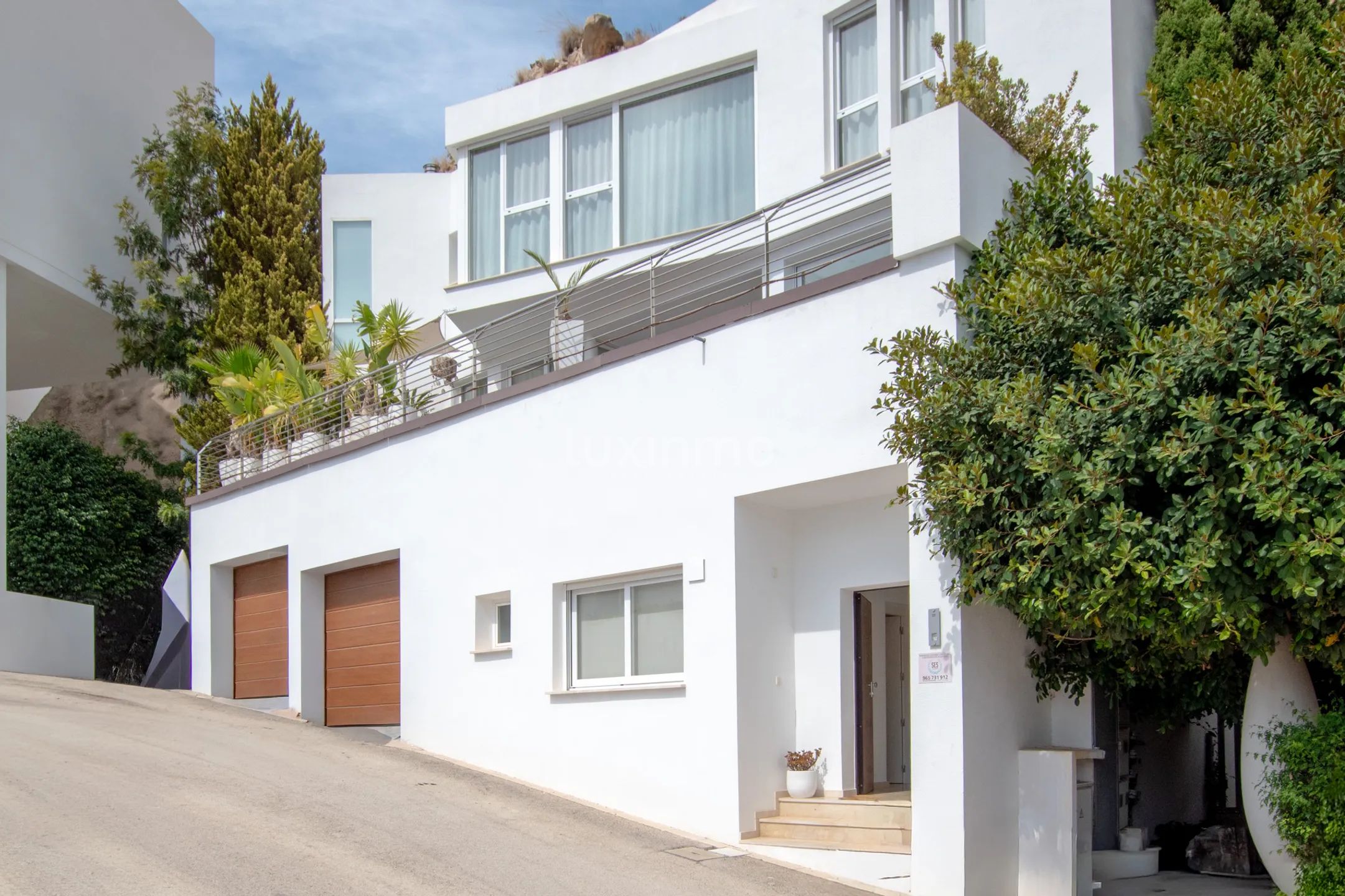 Modern villa for sale with panoramic views and sea views in Sierra Altea — photo 2