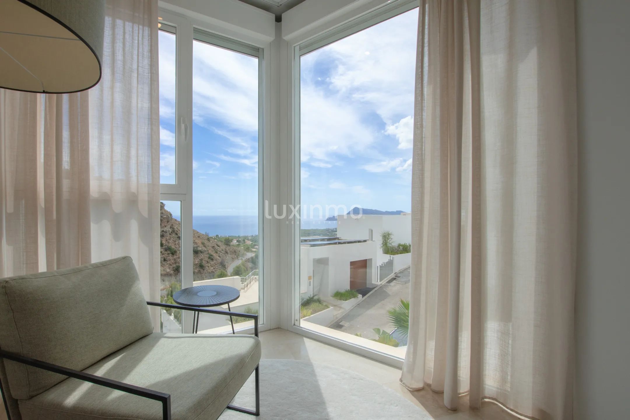 Modern villa for sale with panoramic views and sea views in Sierra Altea — photo 42
