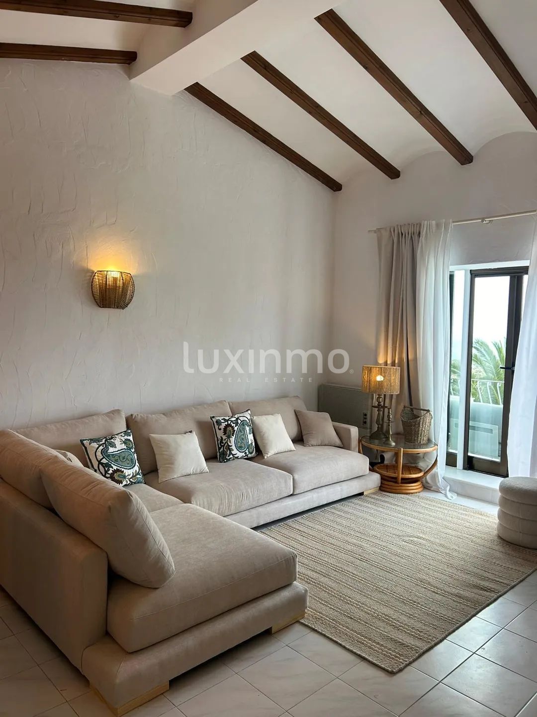 Semi‑detached house with panoramic sea views in Moraira — photo 3