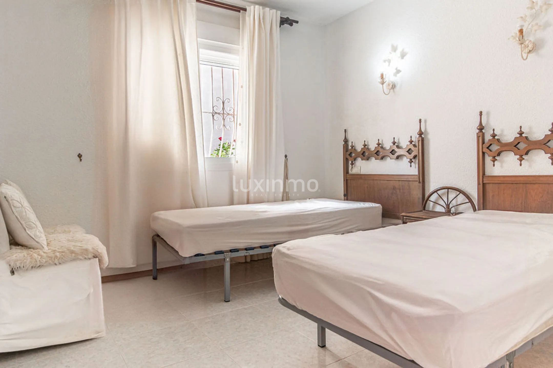2-Bedroom Apartment with Sea Views — photo 5