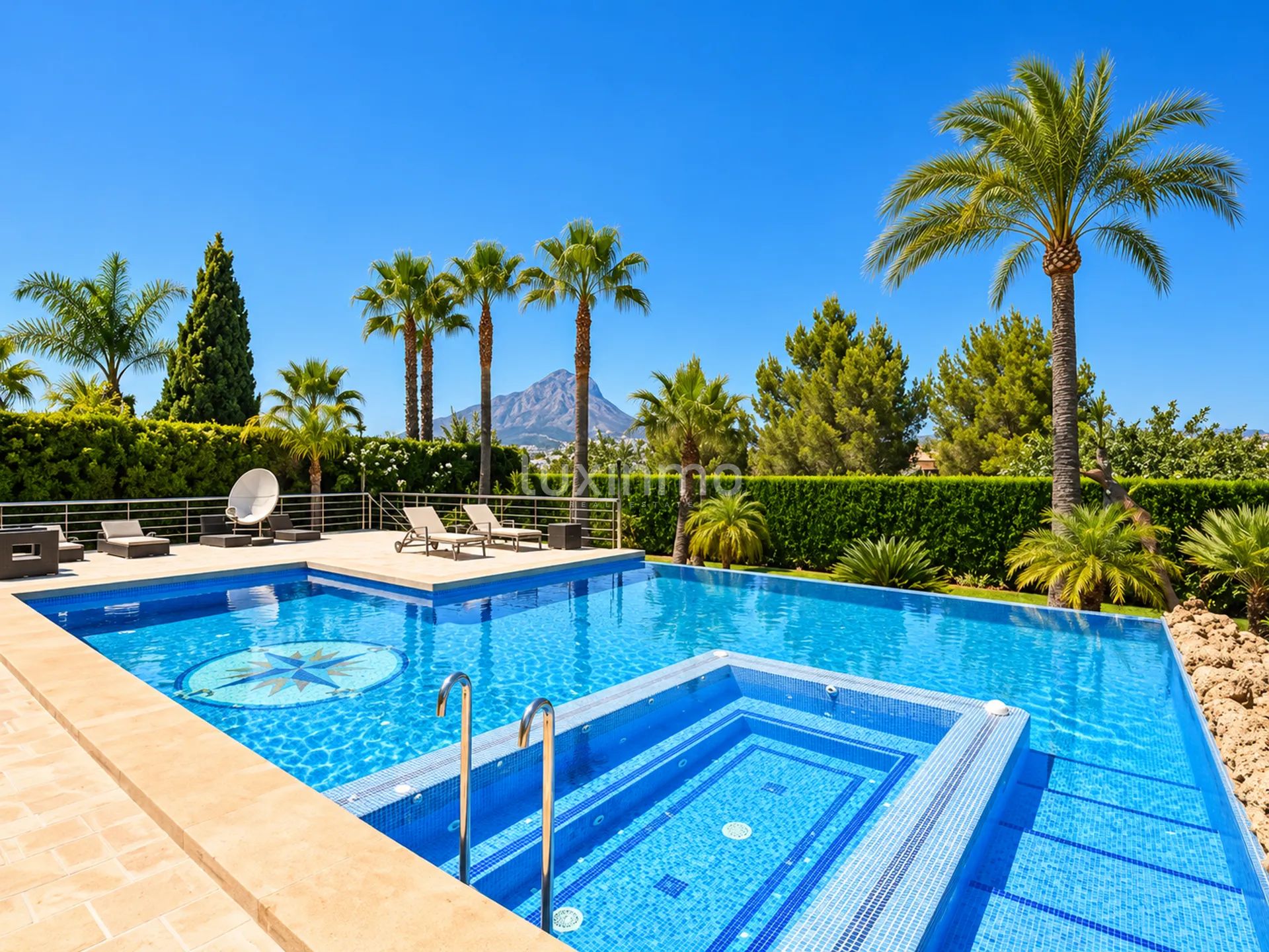 Detached 5-bedroom villa in Javea — photo 3