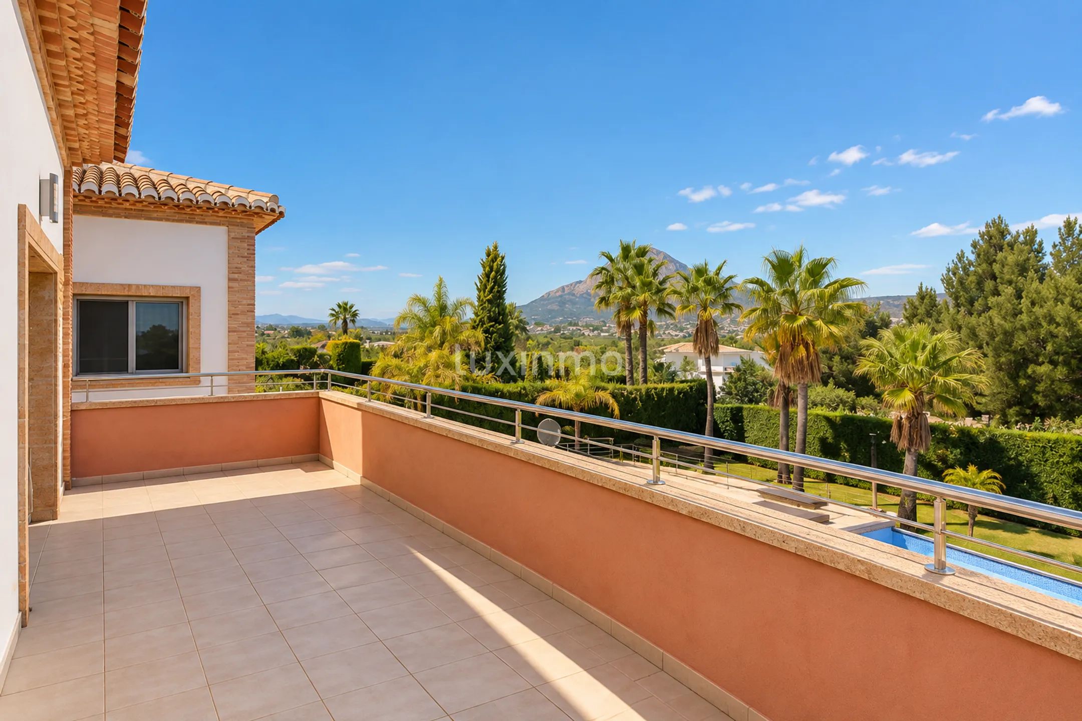 Detached 5-bedroom villa in Javea — photo 18