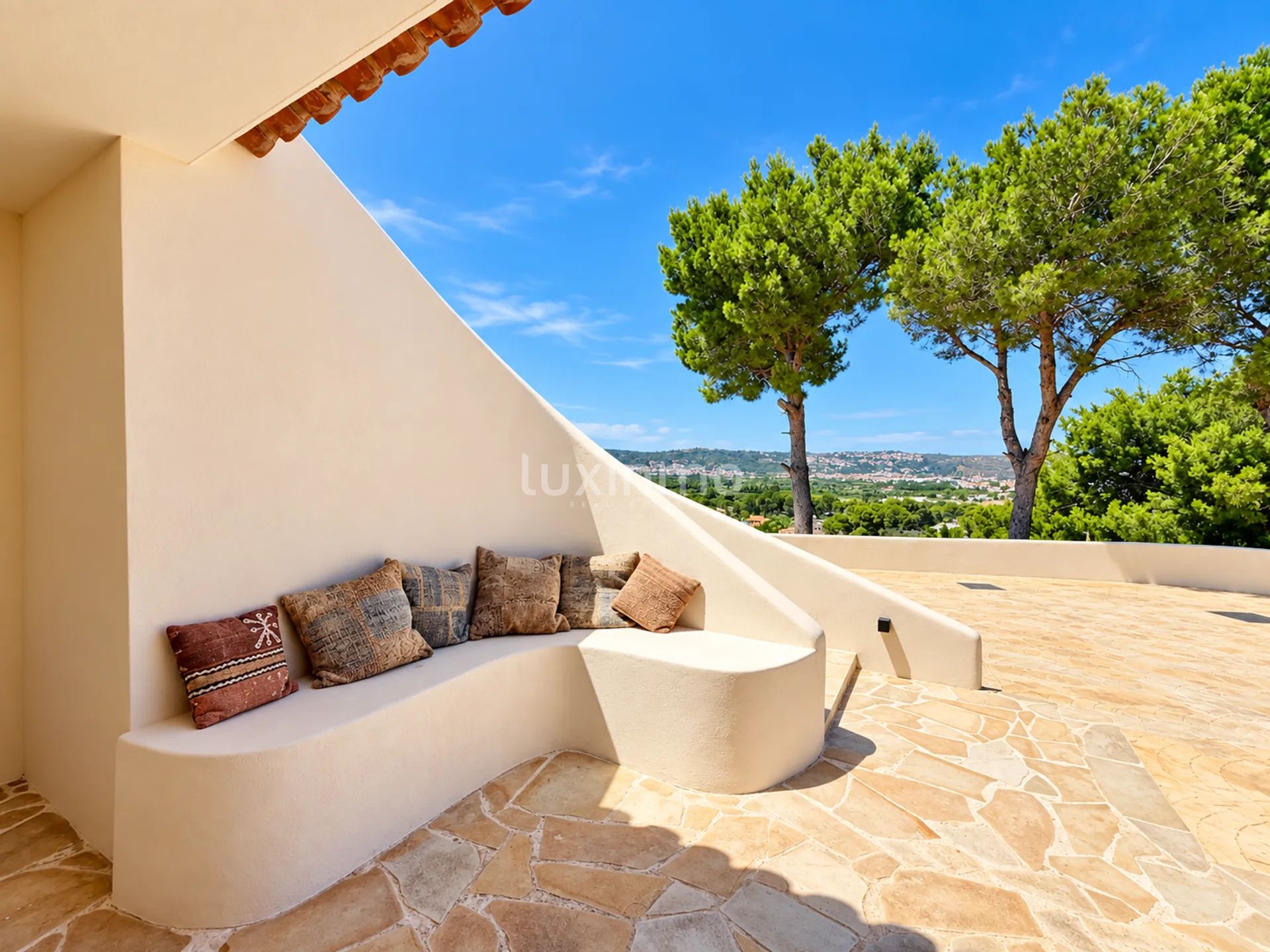 7-bedroom villa with sea views in Javea — photo 15