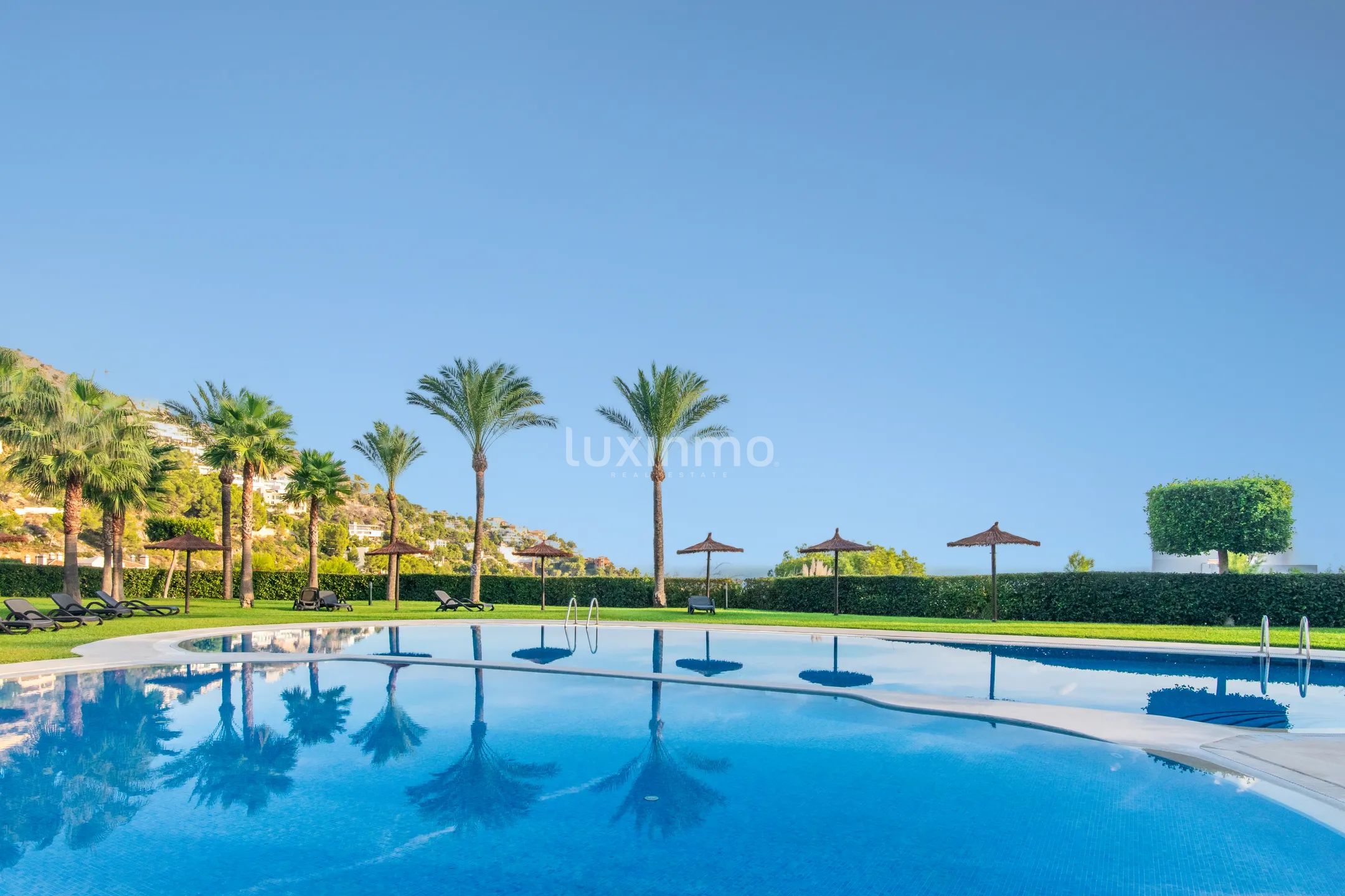 Mediterranean apartment with panoramic sea-views in Altea Hills — photo 20