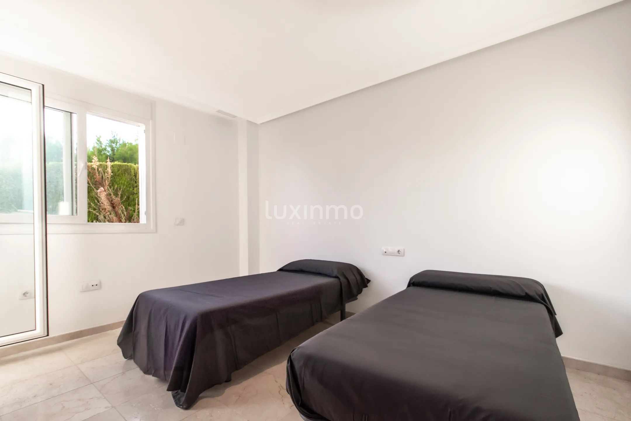 Mediterranean apartment with panoramic sea-views in Altea Hills — photo 9