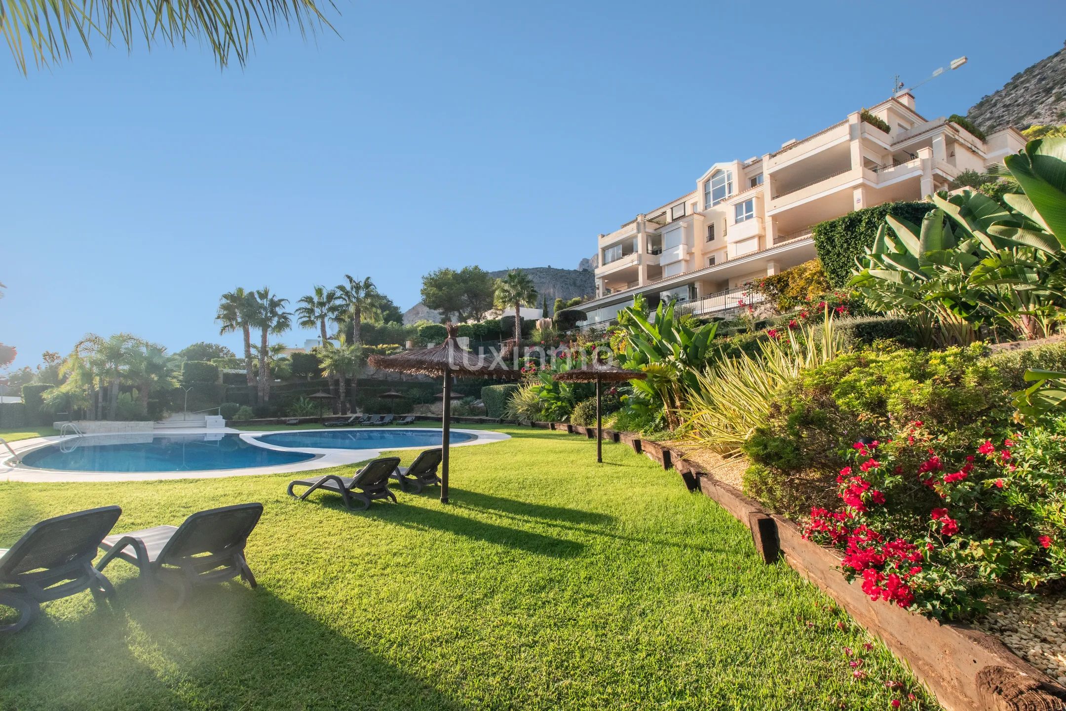 Mediterranean apartment with panoramic sea-views in Altea Hills — photo 22