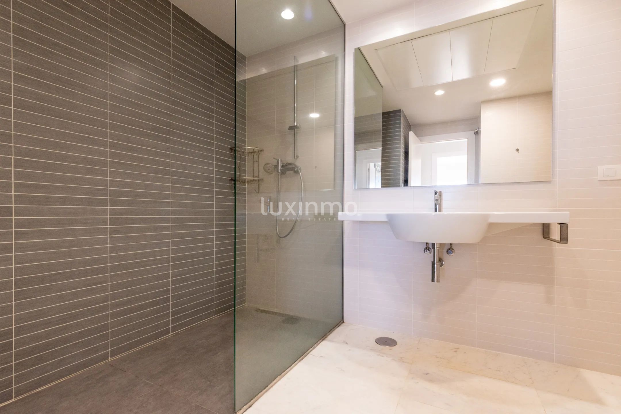 Modern sea view penthouse in Altea Hills — photo 37