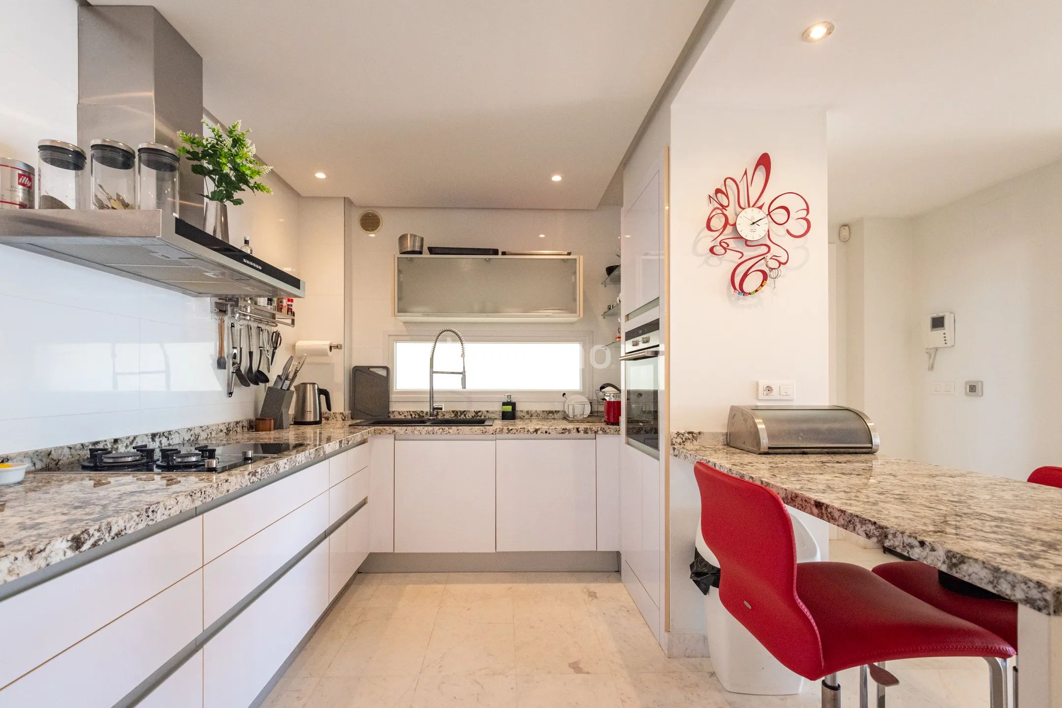 Modern sea view penthouse in Altea Hills — photo 20