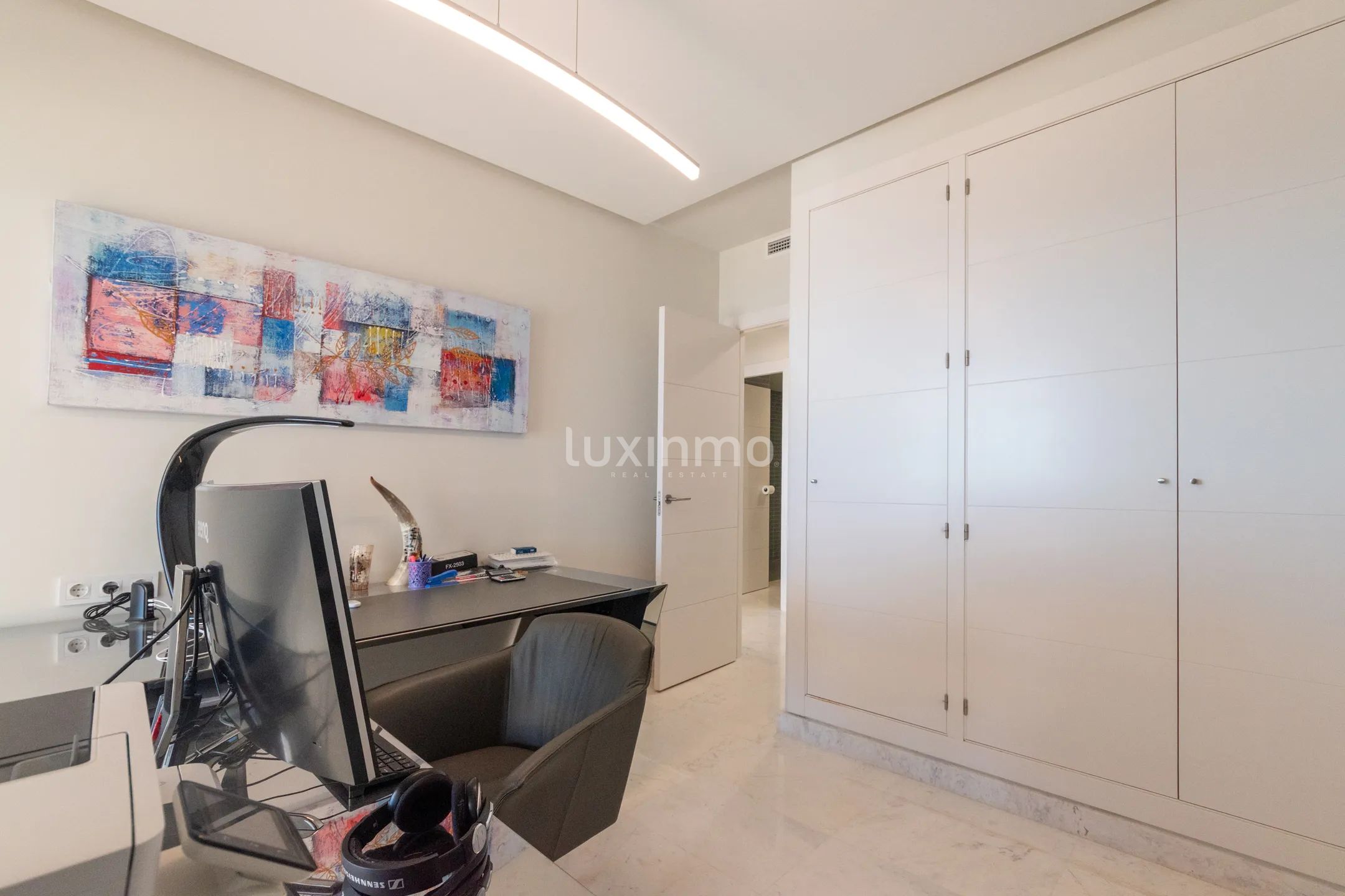 Modern sea view penthouse in Altea Hills — photo 36